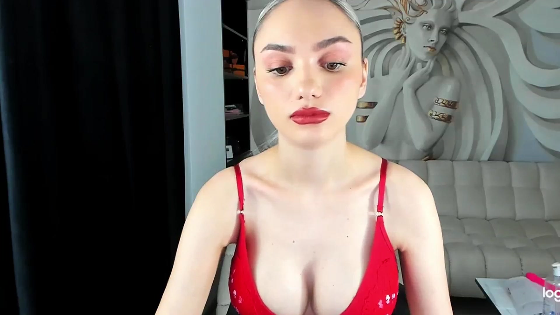 Gallery image thumbnail from HaleySweet18's myfreecams stream on, 11/27/2023, 24:54 image 12 of 20
