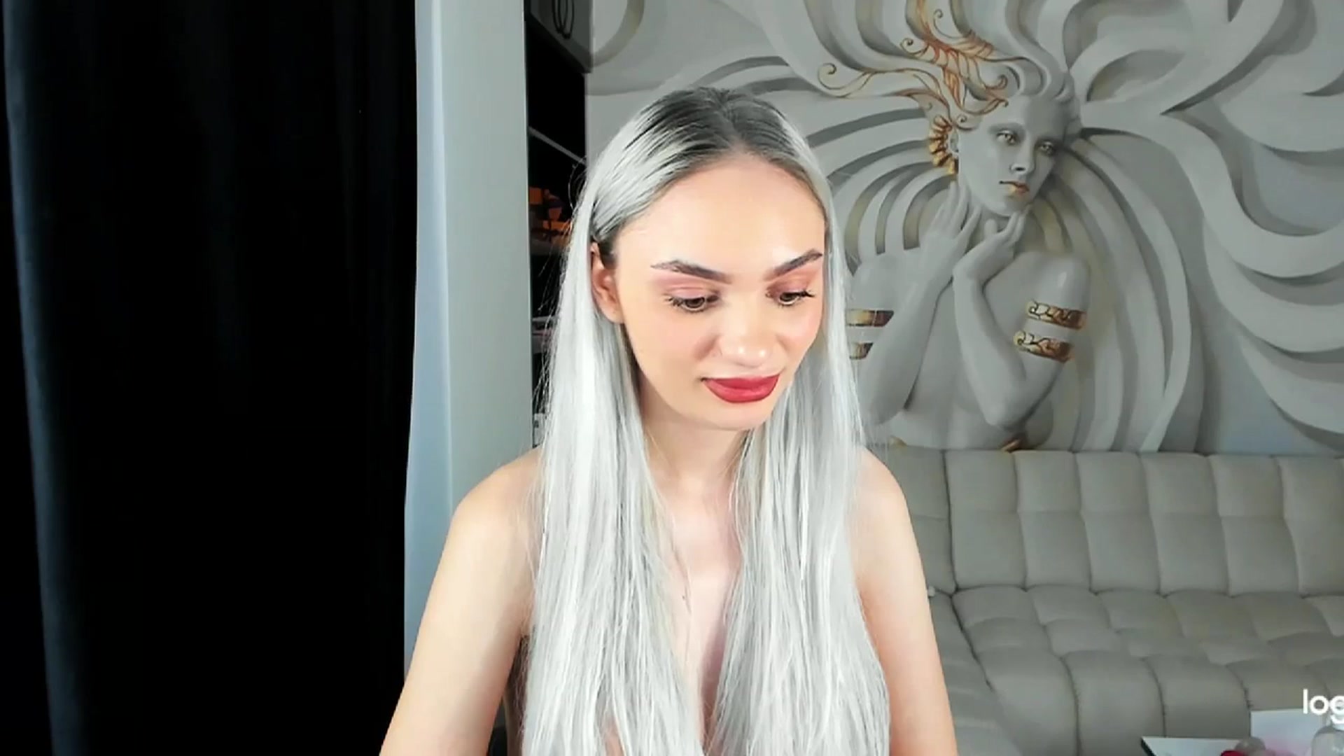 Gallery image thumbnail from HaleySweet18's myfreecams stream on, 11/27/2023, 08:01 image 3 of 20