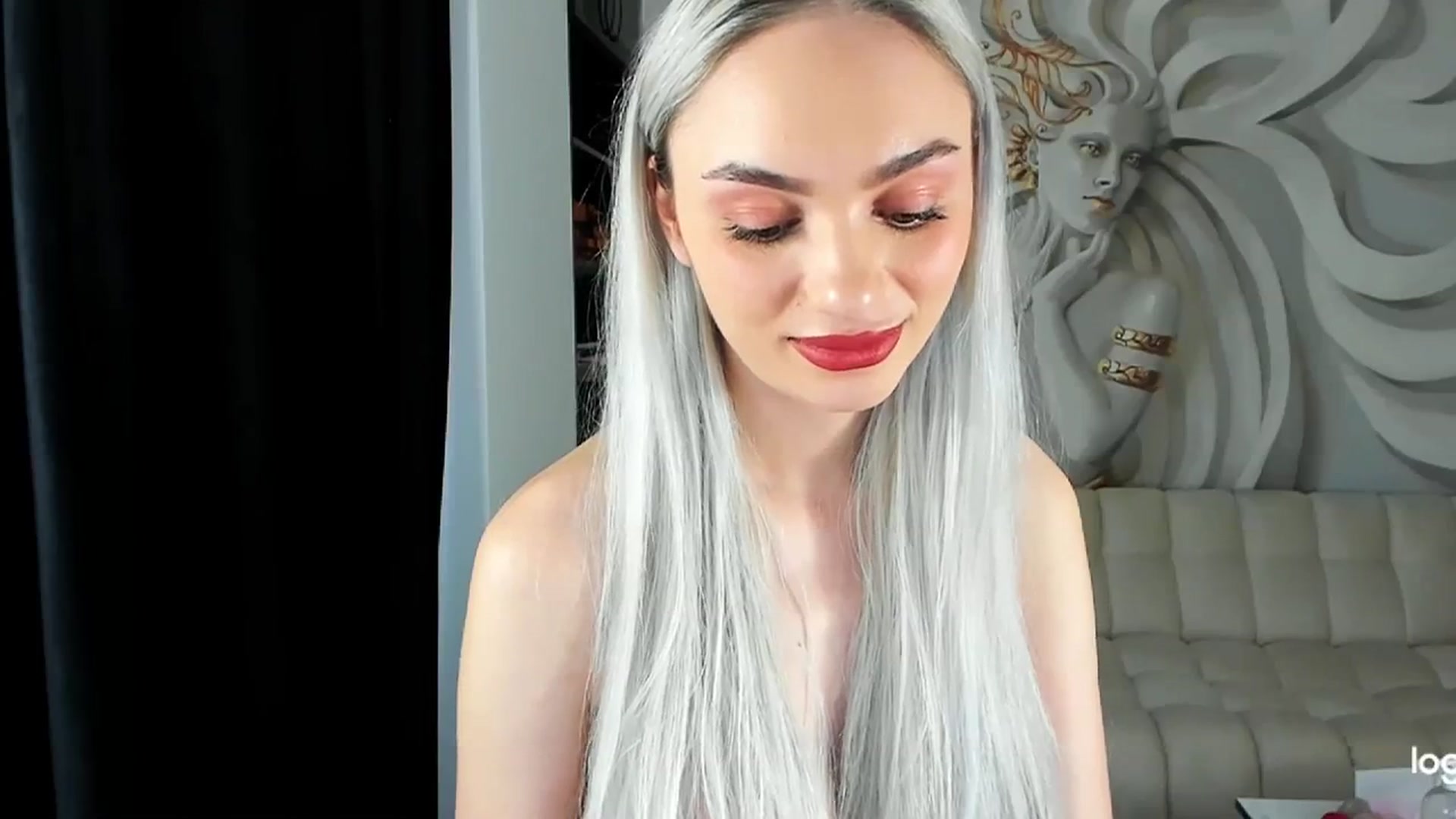 Gallery image thumbnail from HaleySweet18's myfreecams stream on, 11/27/2023, 08:01 image 9 of 20