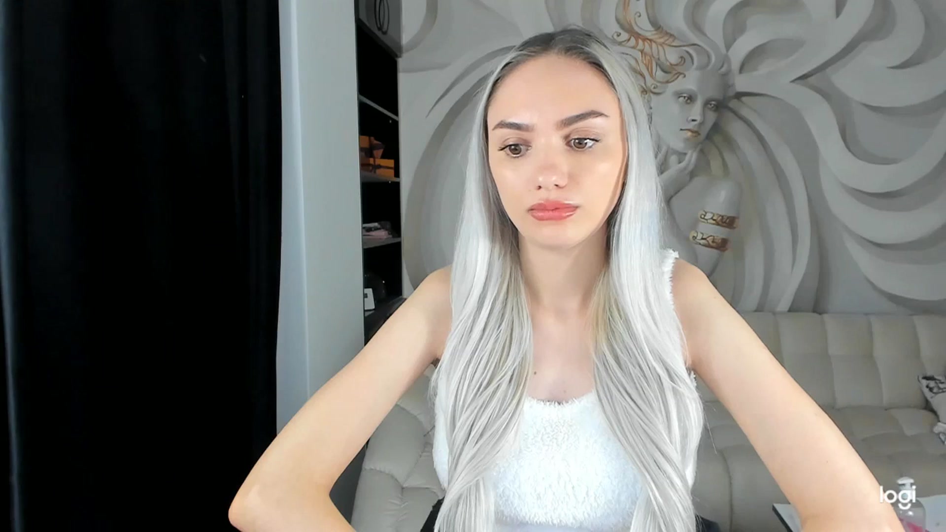 Gallery image thumbnail from HaleySweet18's myfreecams stream on, 11/28/2023, 06:16 image 19 of 20