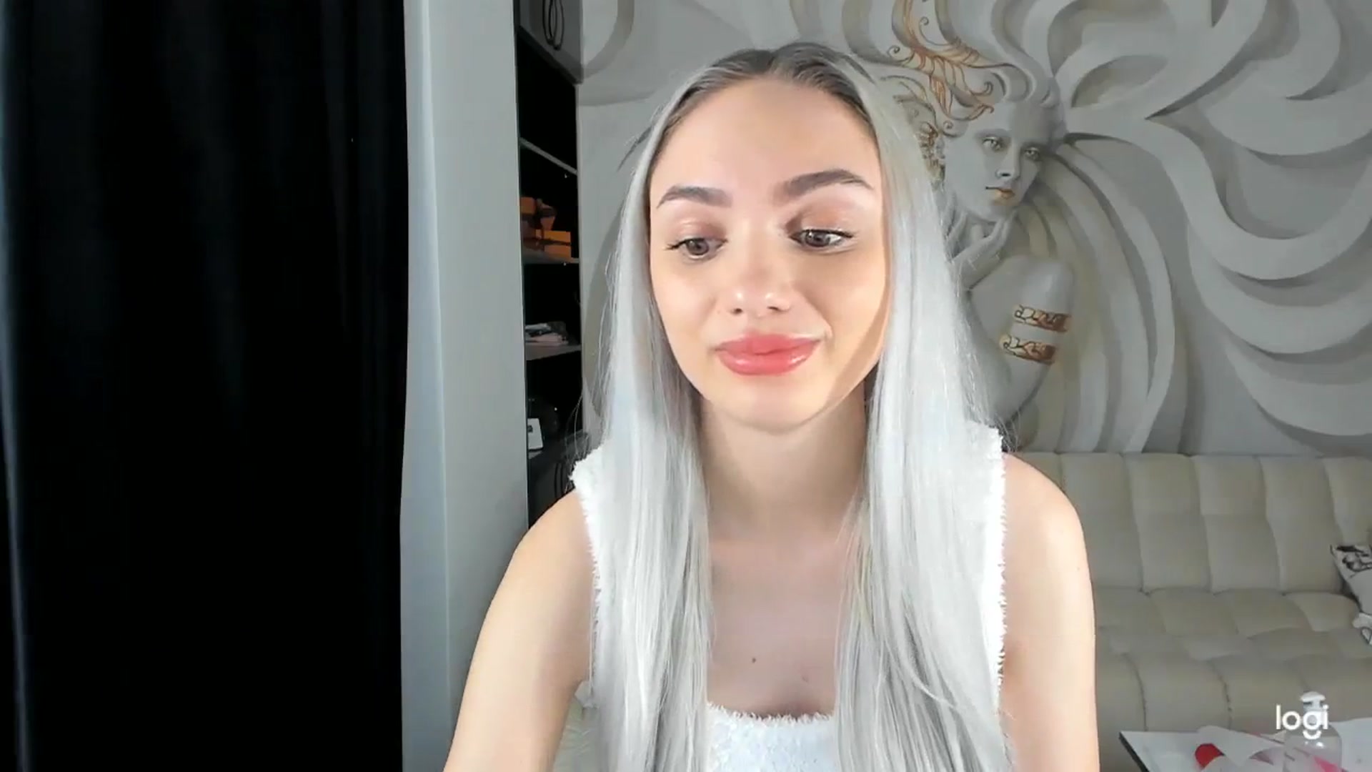 Gallery image thumbnail from HaleySweet18's myfreecams stream on, 11/28/2023, 06:16 image 17 of 20