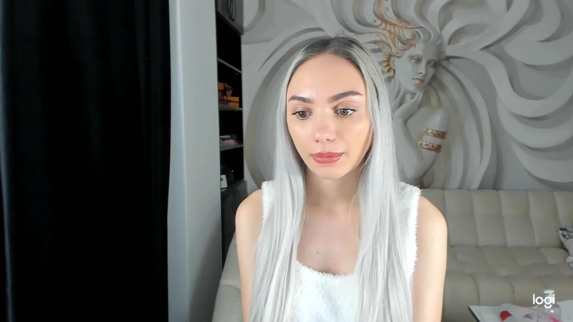 Gallery image thumbnail from HaleySweet18's myfreecams stream on, 11/28/2023, 06:16 image 9 of 20