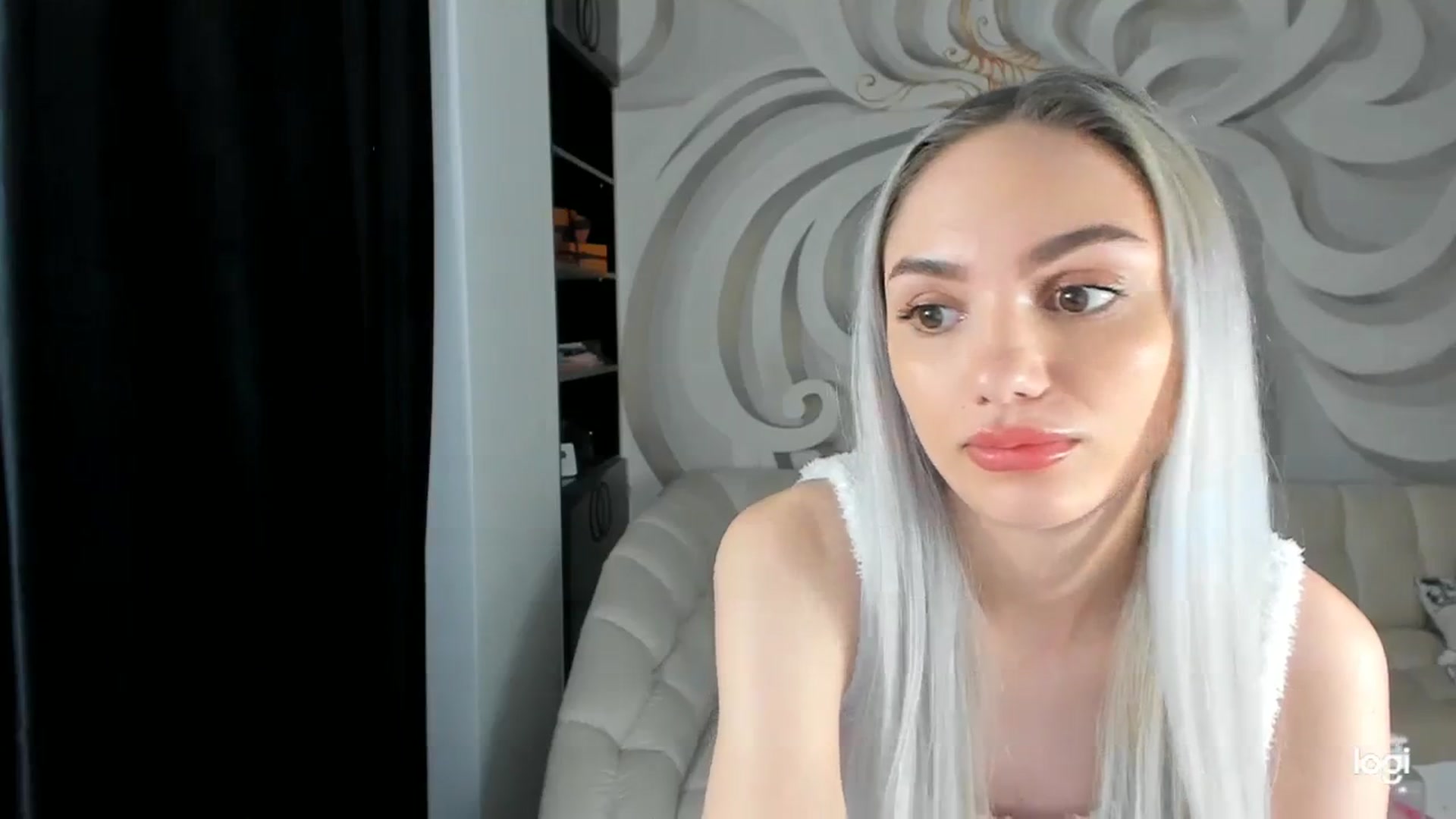 Gallery image thumbnail from HaleySweet18's myfreecams stream on, 11/28/2023, 06:56 image 13 of 20