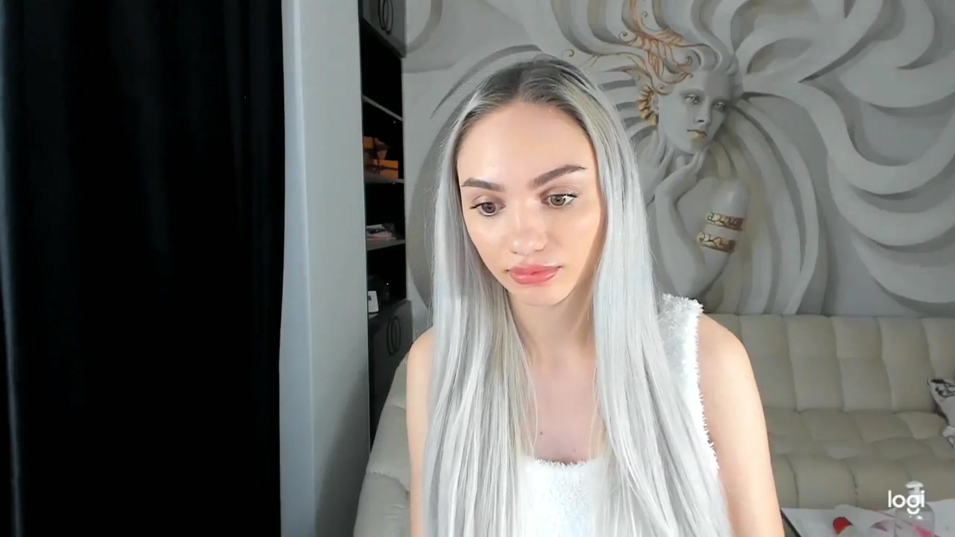 Gallery image thumbnail from HaleySweet18's myfreecams stream on, 11/28/2023, 06:56 image 7 of 20