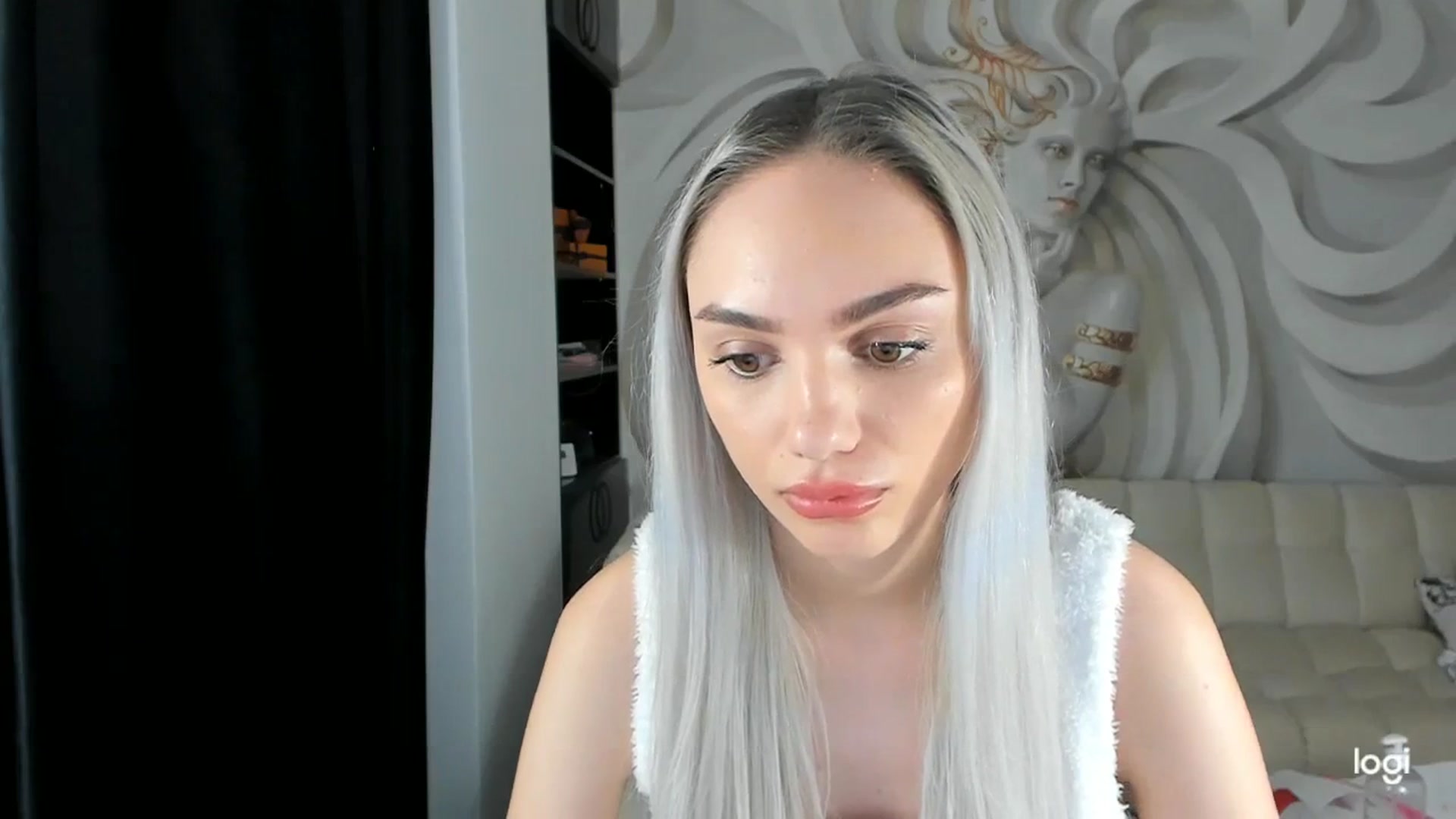 Gallery image thumbnail from HaleySweet18's myfreecams stream on, 11/28/2023, 06:56 image 15 of 20