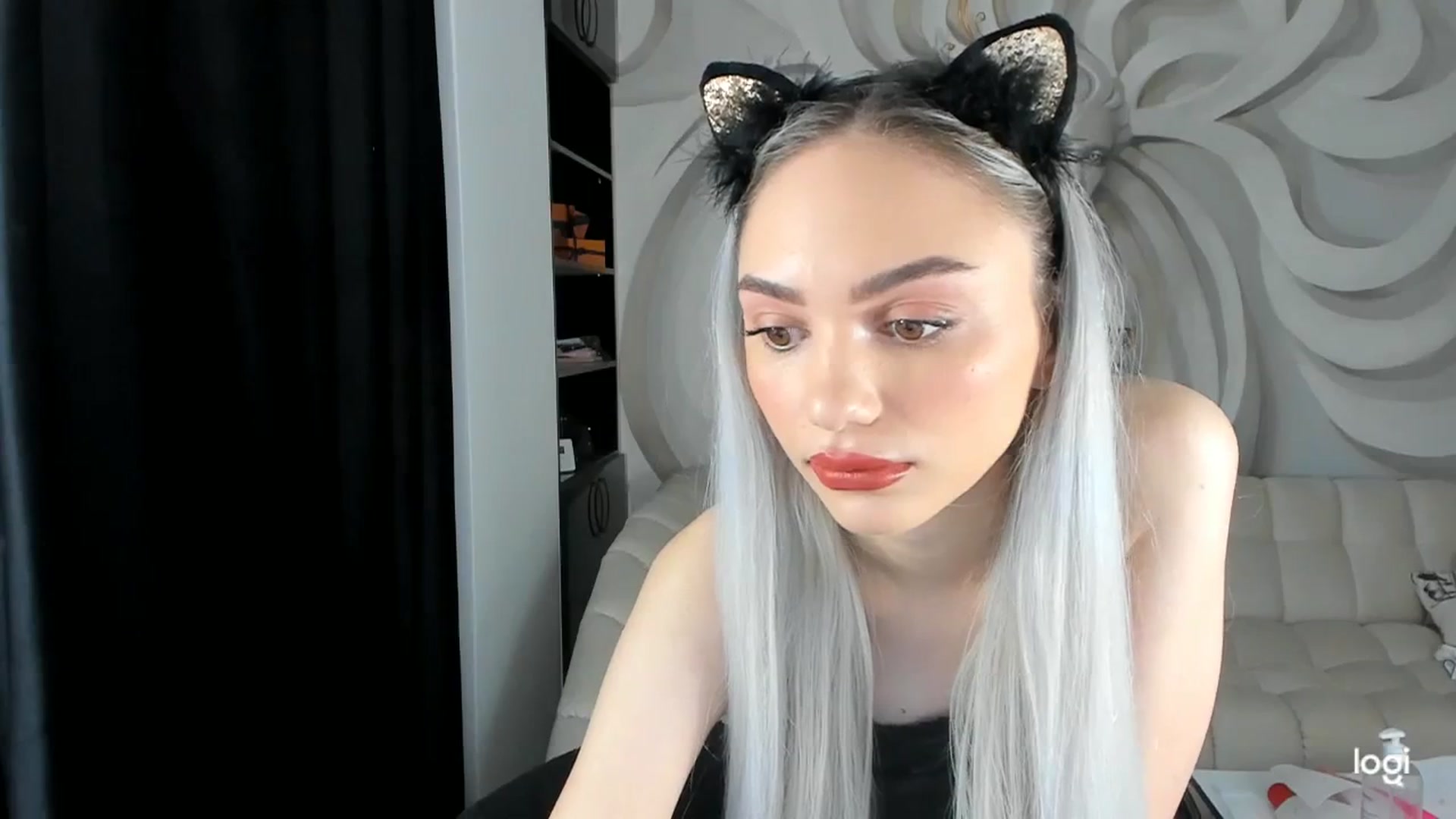Gallery image thumbnail from HaleySweet18's myfreecams stream on, 11/28/2023, 22:41 image 9 of 20