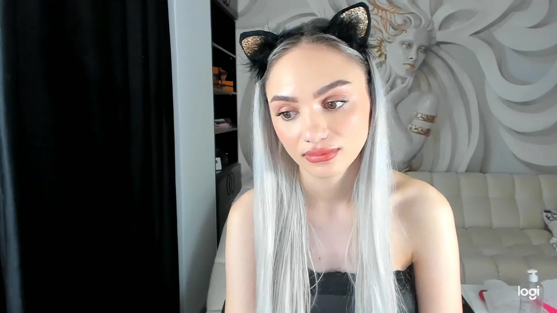 Gallery image thumbnail from HaleySweet18's myfreecams stream on, 11/29/2023, 01:38 image 19 of 20
