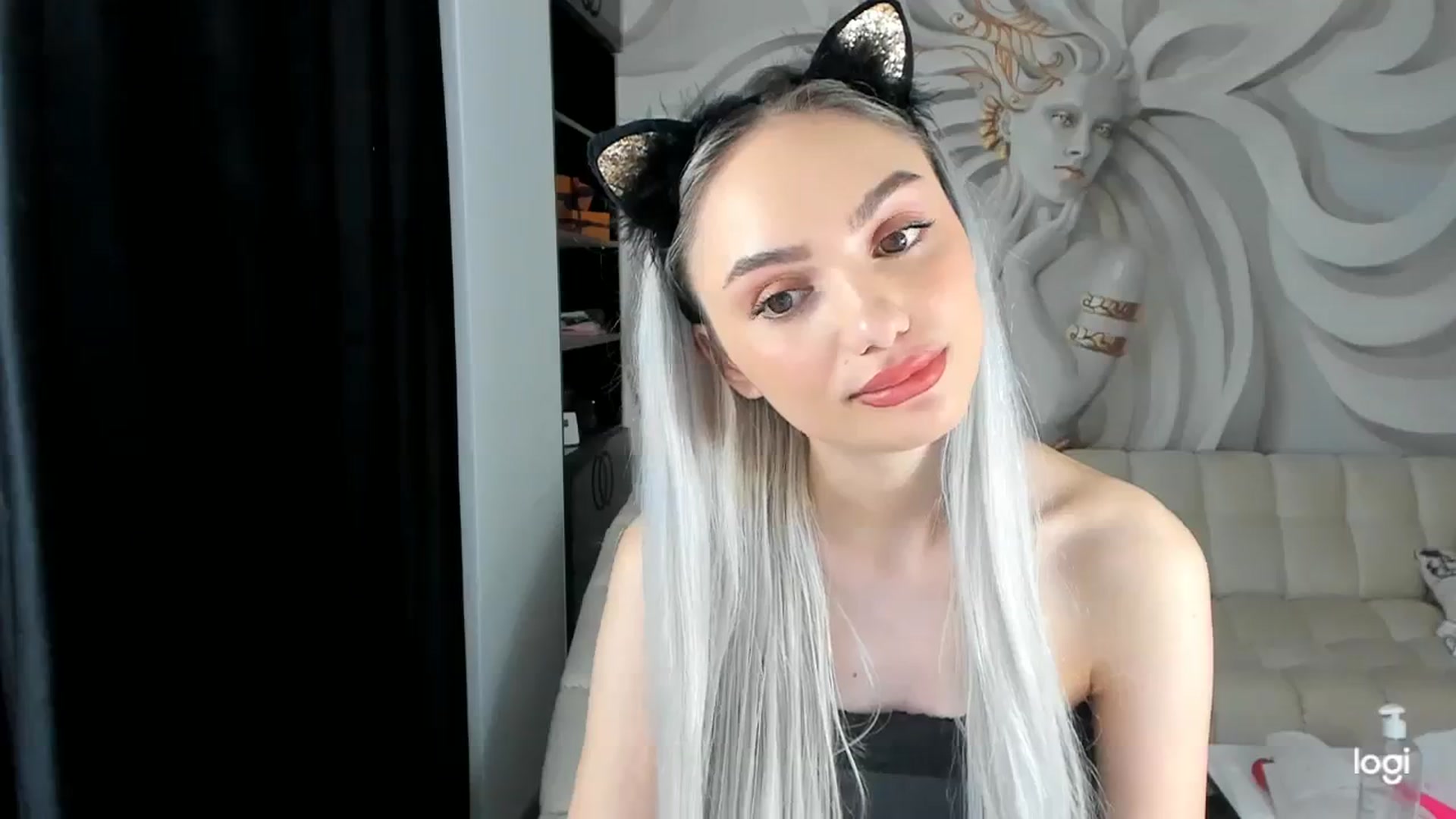 Gallery image thumbnail from HaleySweet18's myfreecams stream on, 11/29/2023, 01:38 image 18 of 20