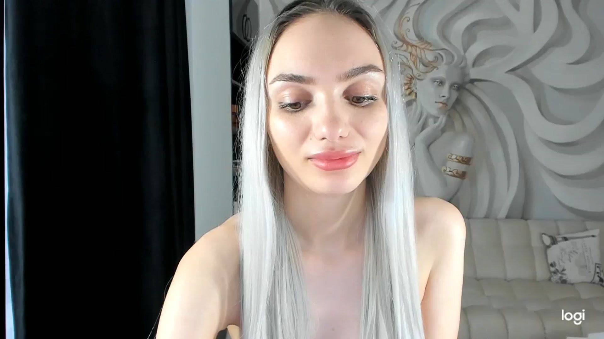 Gallery image thumbnail from HaleySweet18's myfreecams stream on, 12/02/2023, 08:11 image 8 of 20