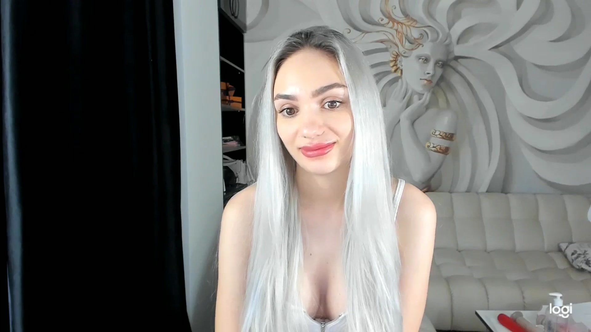 Gallery image thumbnail from HaleySweet18's myfreecams stream on, 12/06/2023, 06:56 image 20 of 20