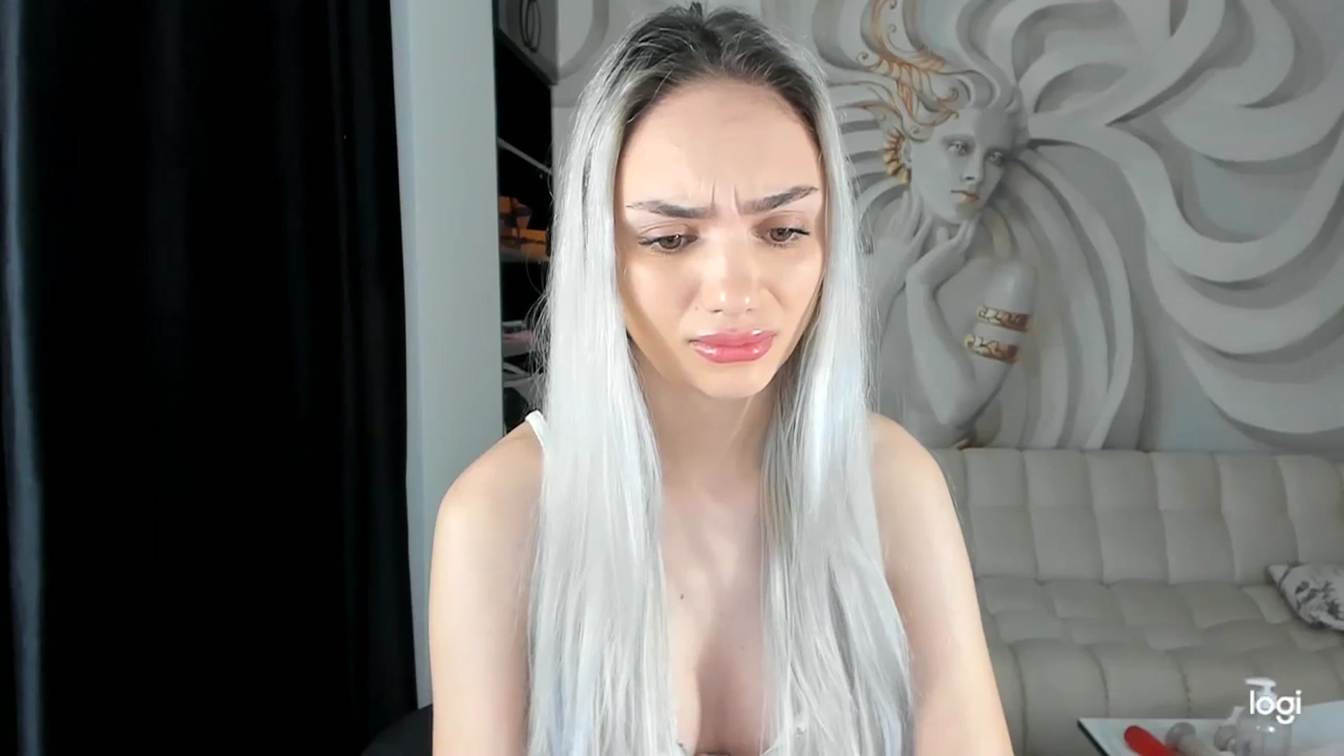 Gallery image thumbnail from HaleySweet18's myfreecams stream on, 12/07/2023, 01:21 image 12 of 20