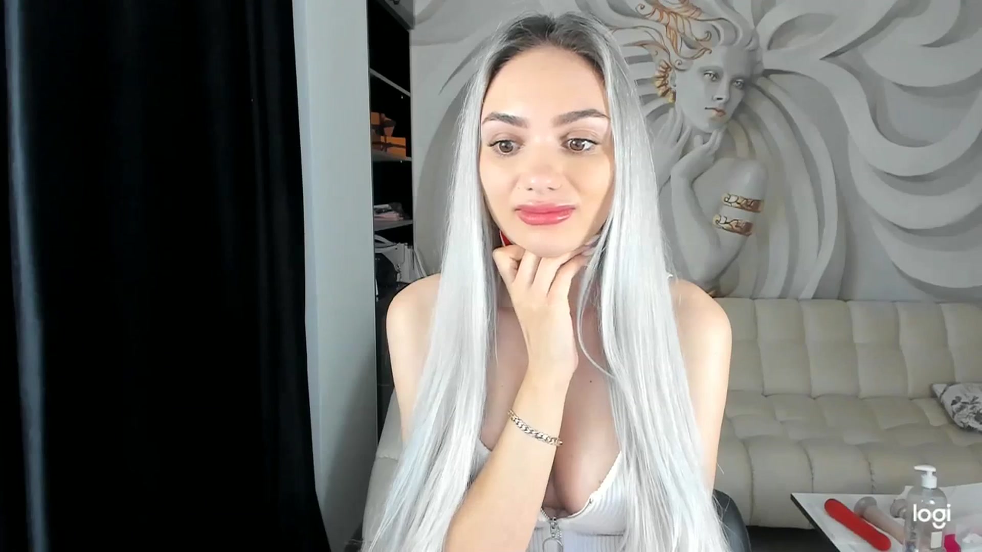 Gallery image thumbnail from HaleySweet18's myfreecams stream on, 12/07/2023, 05:53 image 11 of 20