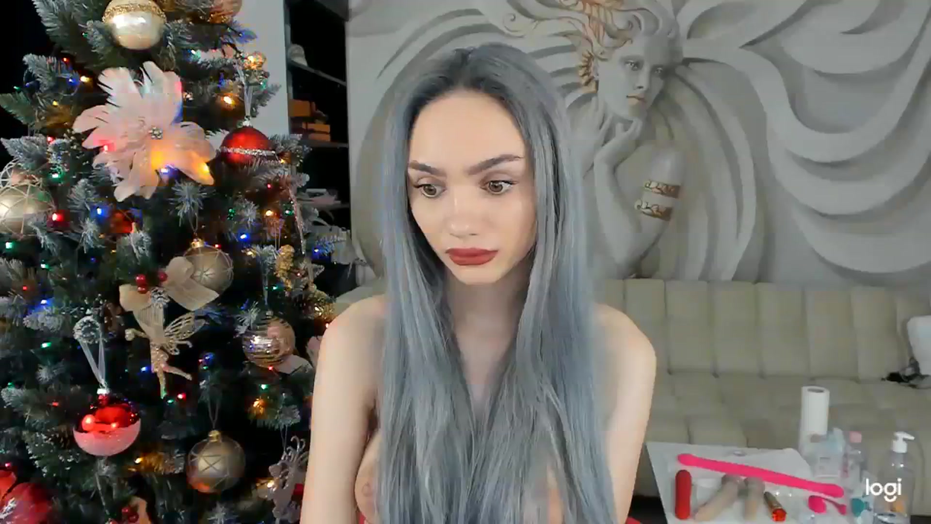 Gallery image thumbnail from HaleySweet18's myfreecams stream on, 12/12/2023, 05:00 image 7 of 20