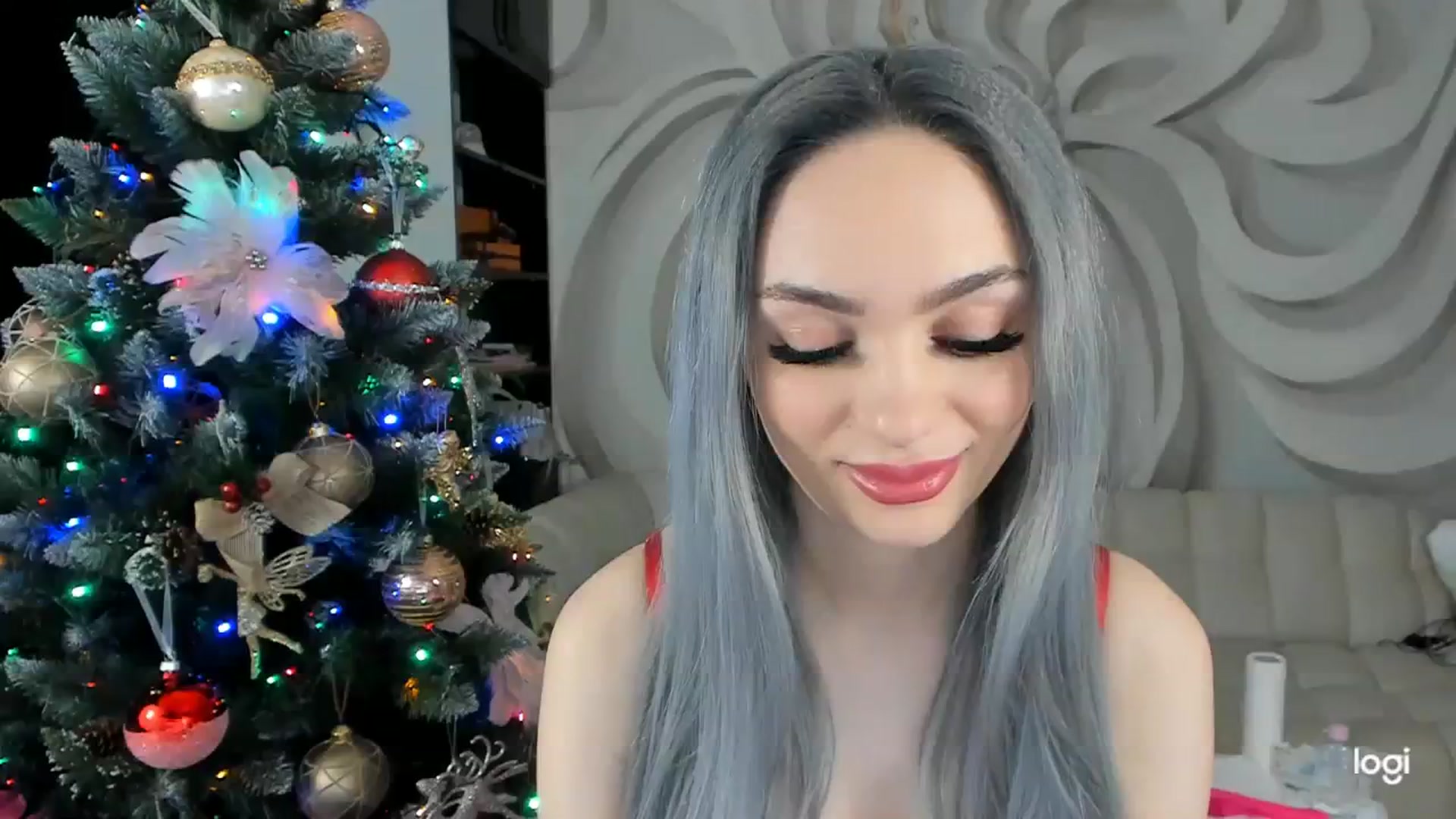 Gallery image thumbnail from HaleySweet18's myfreecams stream on, 12/15/2023, 03:34 image 4 of 20