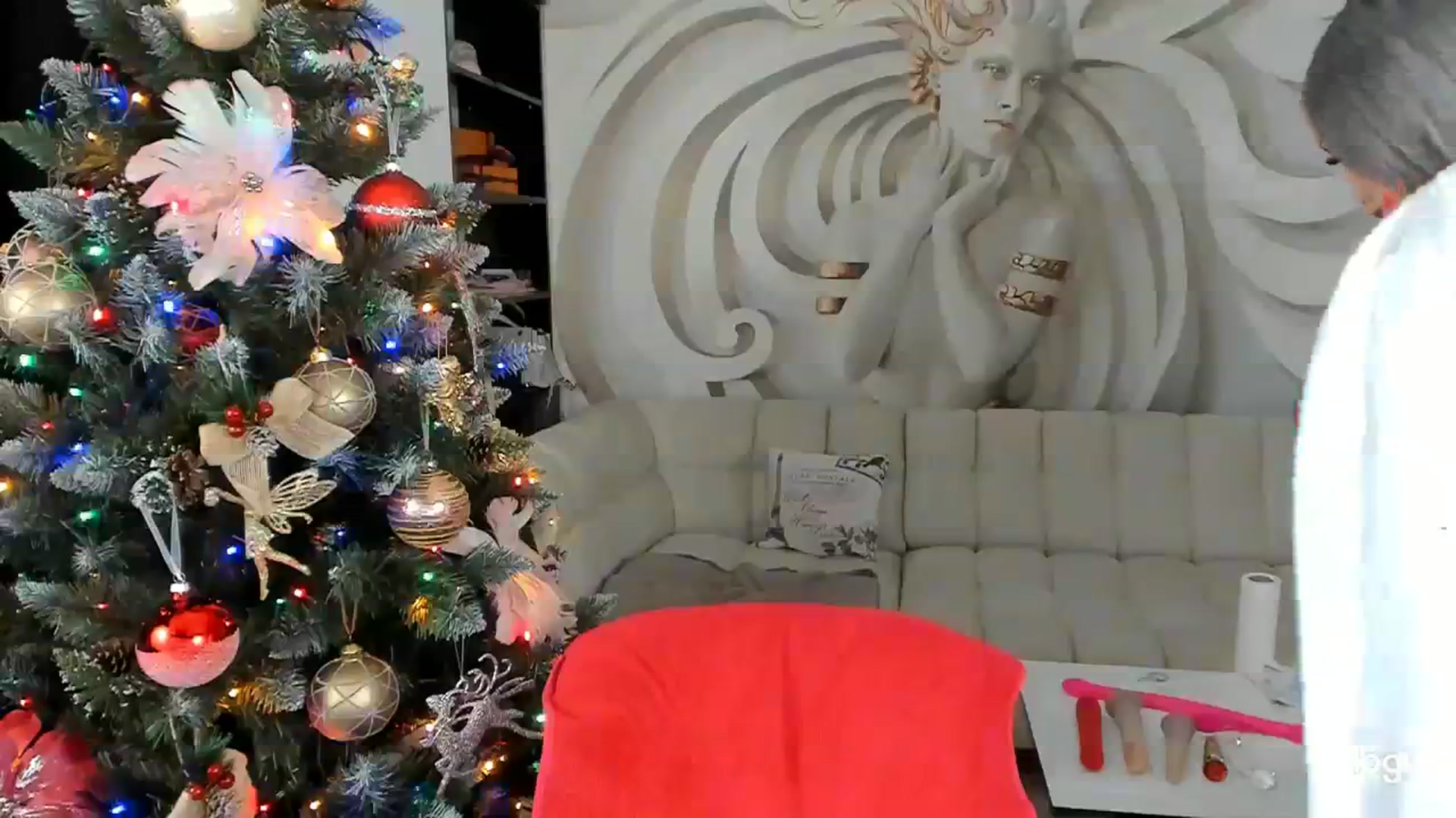 Gallery image thumbnail from HaleySweet18's myfreecams stream on, 12/15/2023, 07:19 image 8 of 20