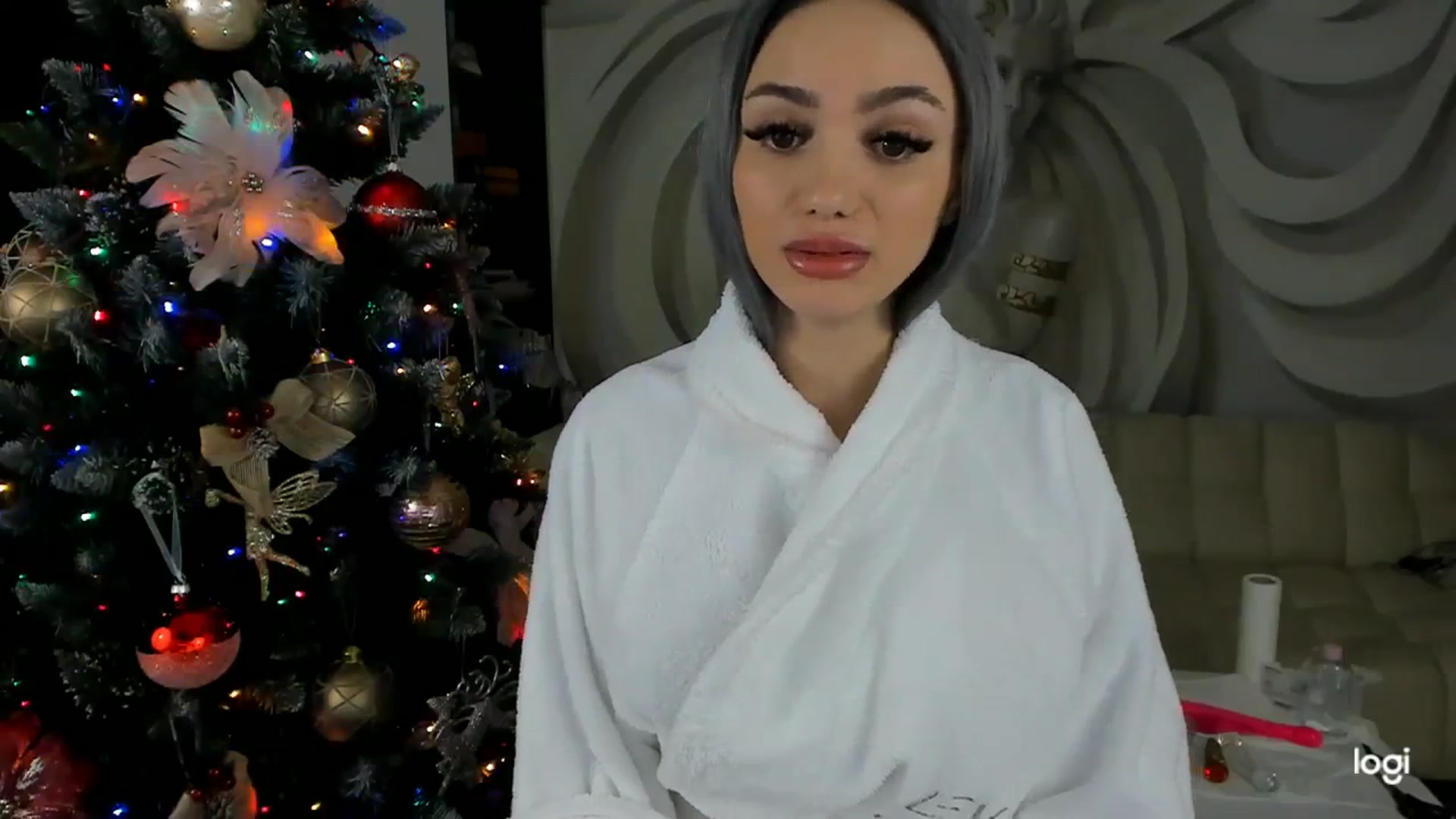 Gallery image thumbnail from HaleySweet18's myfreecams stream on, 12/15/2023, 07:19 image 9 of 20