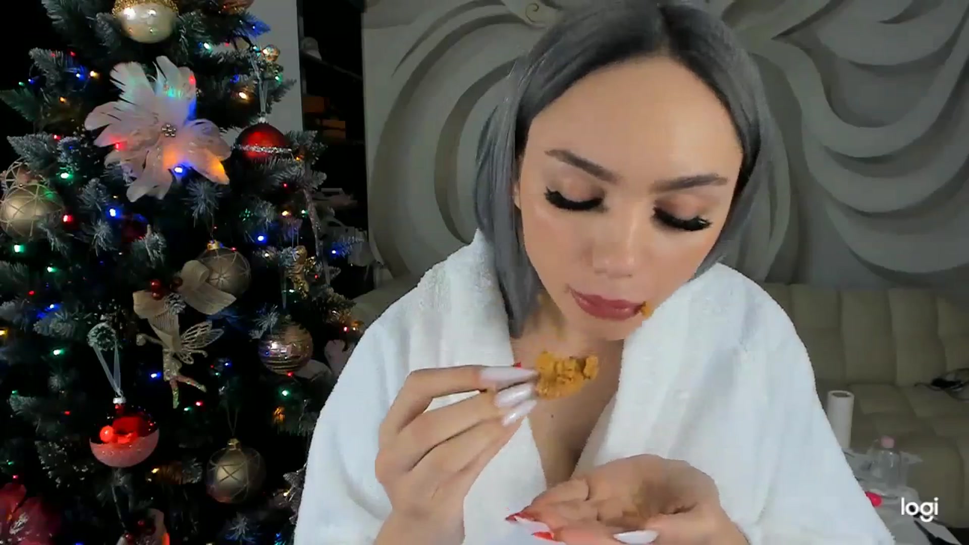 Gallery image thumbnail from HaleySweet18's myfreecams stream on, 12/15/2023, 07:19 image 20 of 20