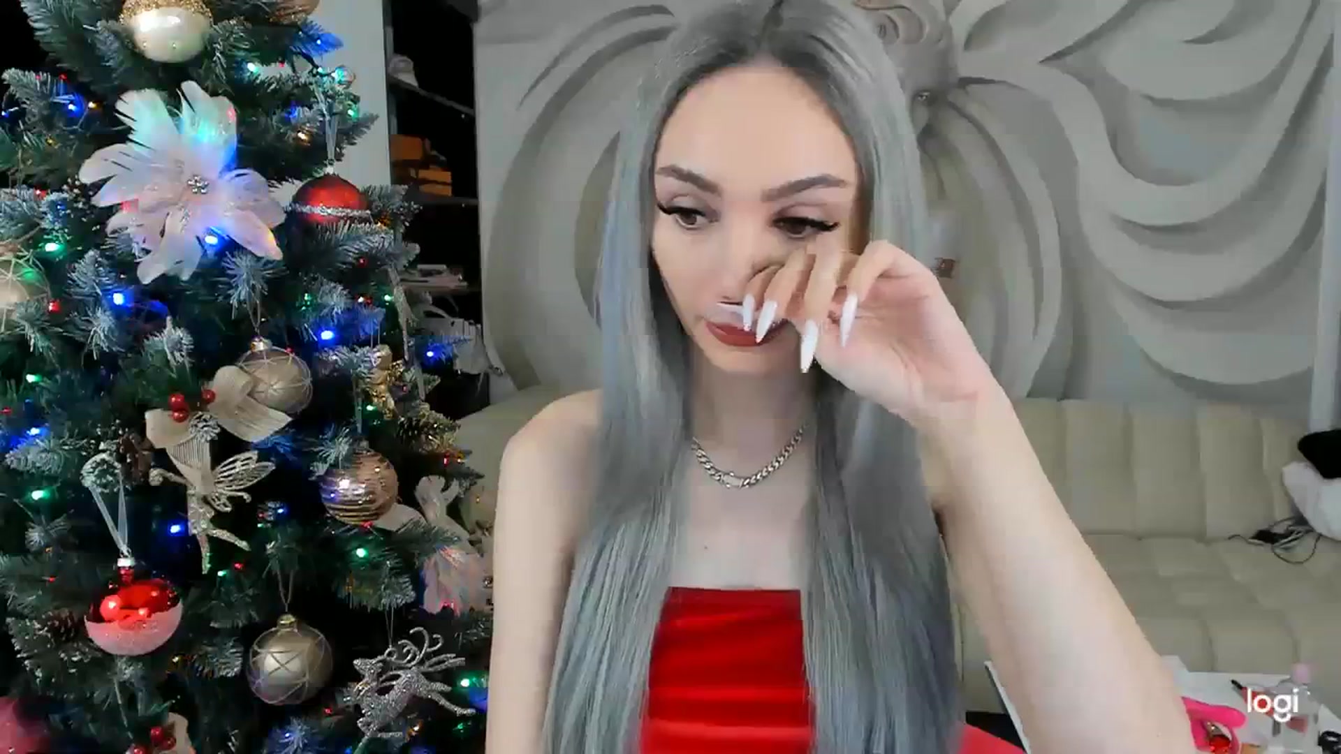 Gallery image thumbnail from HaleySweet18's myfreecams stream on, 12/20/2023, 22:08 image 3 of 20
