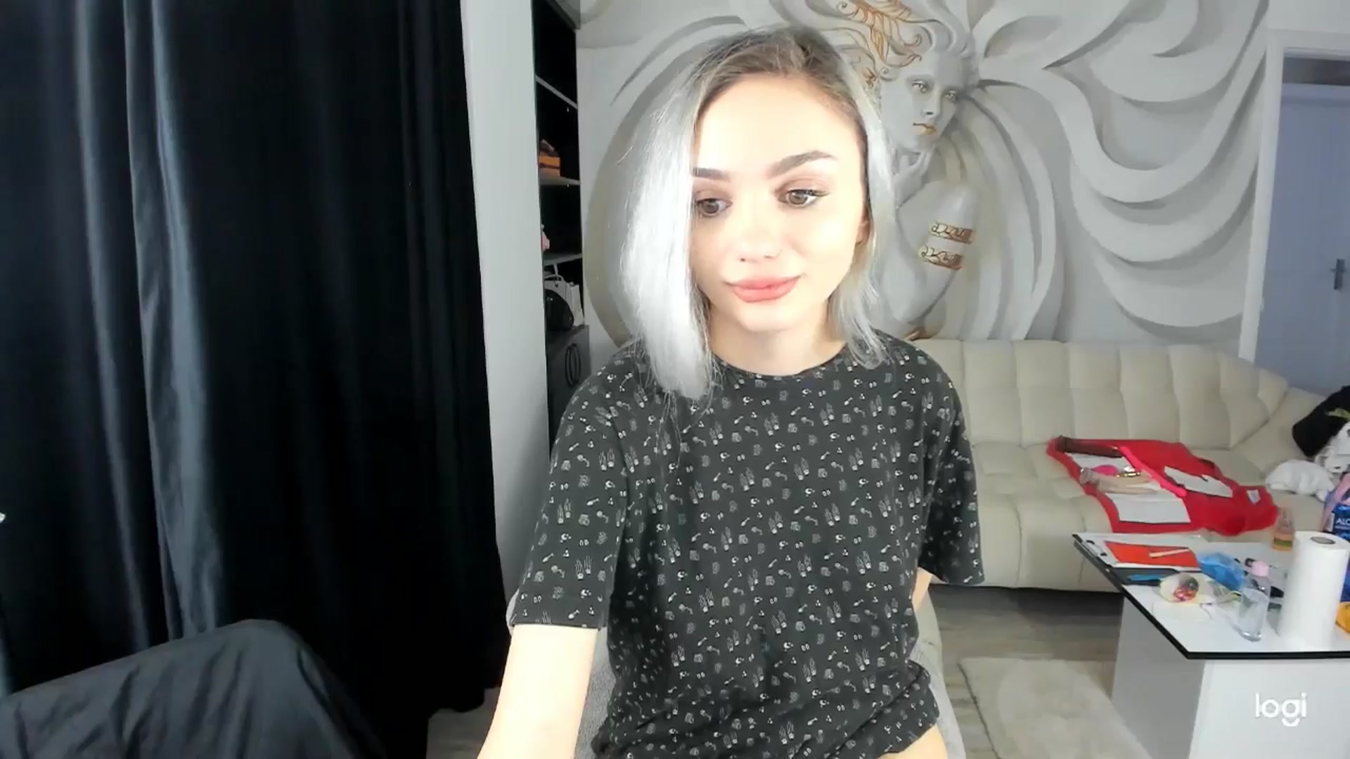 Gallery image thumbnail from HaleySweet18's myfreecams stream on, 05/07/2024, 23:39 image 8 of 20