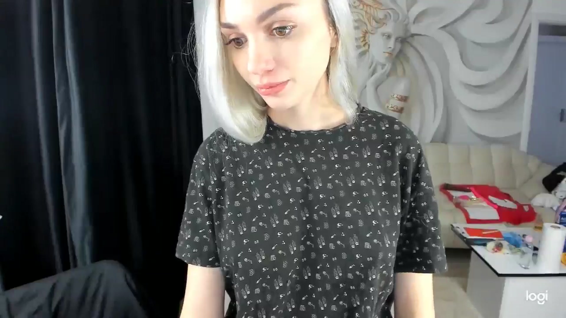 Gallery image thumbnail from HaleySweet18's myfreecams stream on, 05/07/2024, 23:39 image 5 of 20