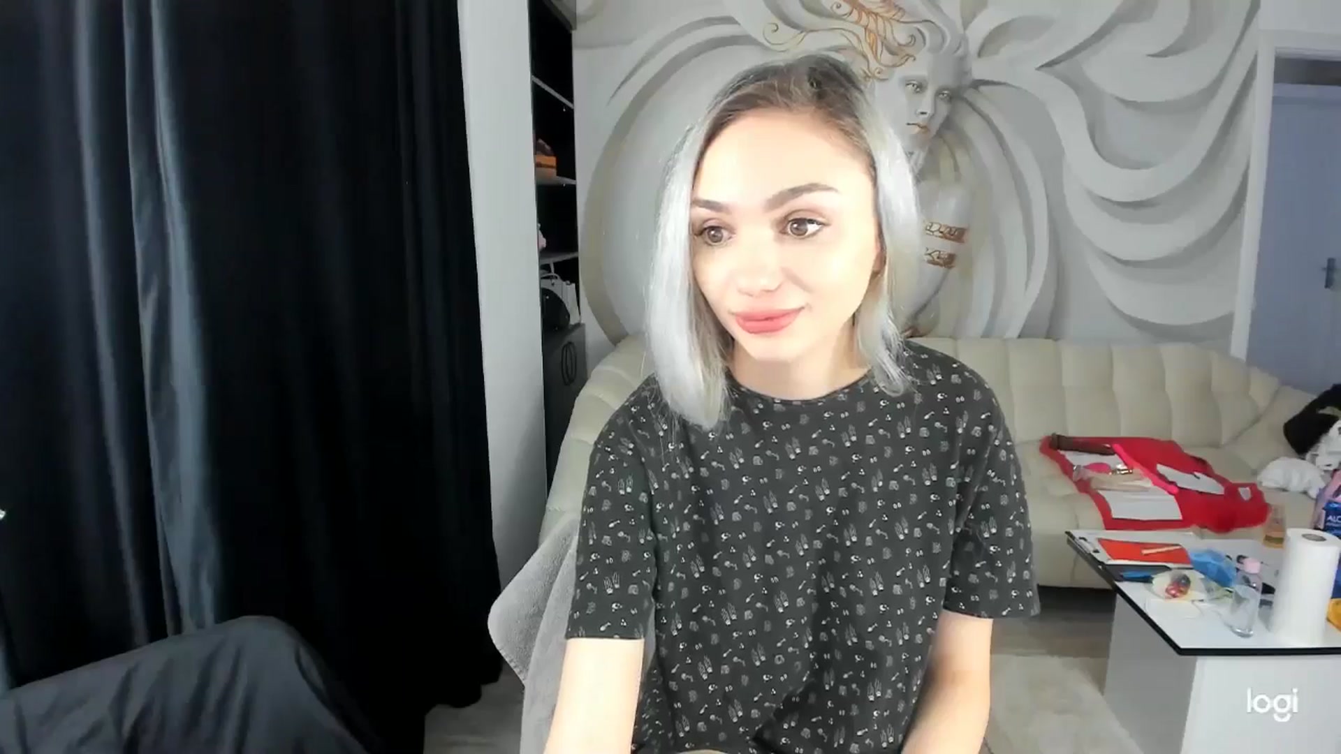 Gallery image thumbnail from HaleySweet18's myfreecams stream on, 05/07/2024, 23:39 image 16 of 20