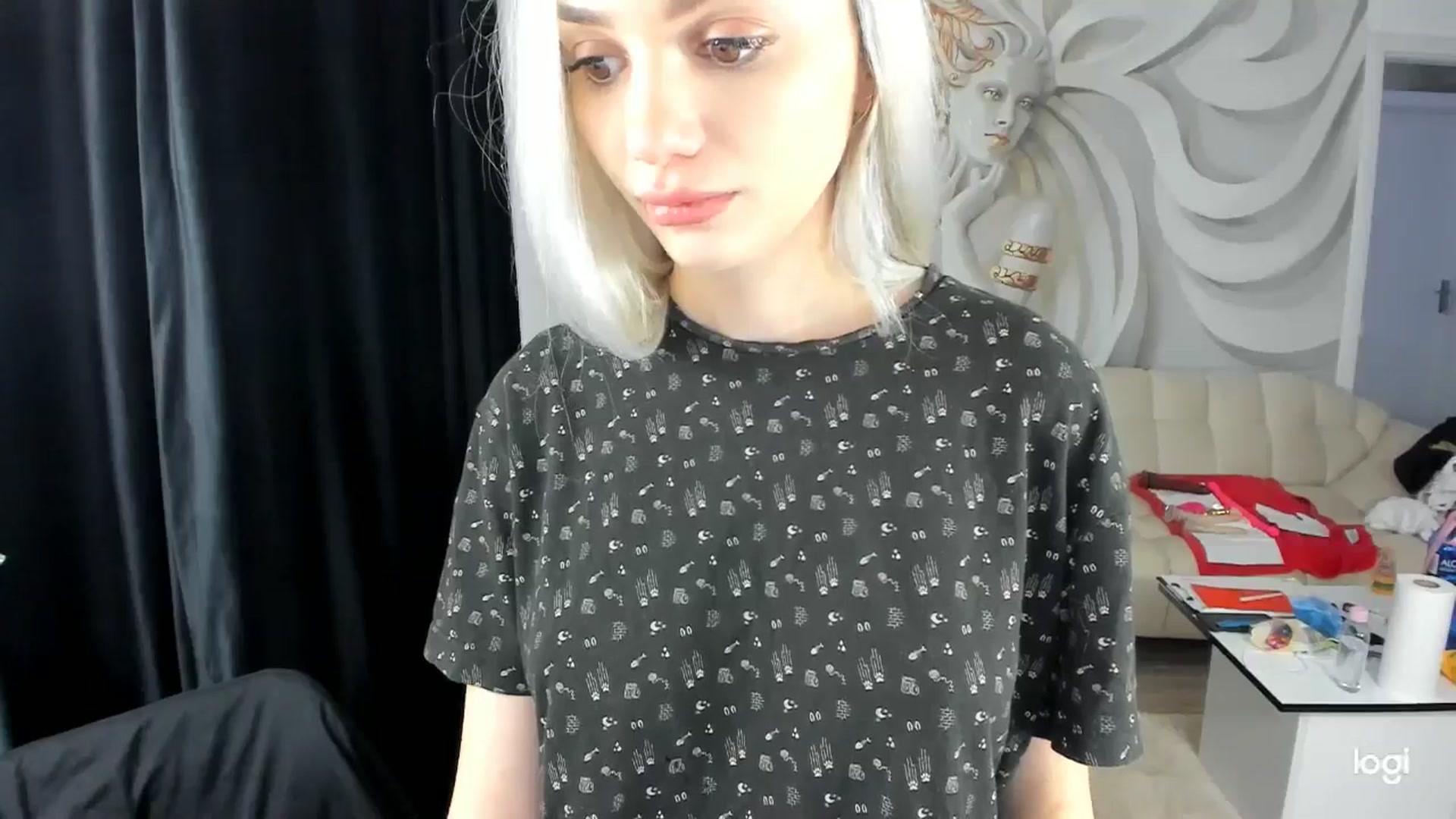 Gallery image thumbnail from HaleySweet18's myfreecams stream on, 05/07/2024, 23:39 image 3 of 20