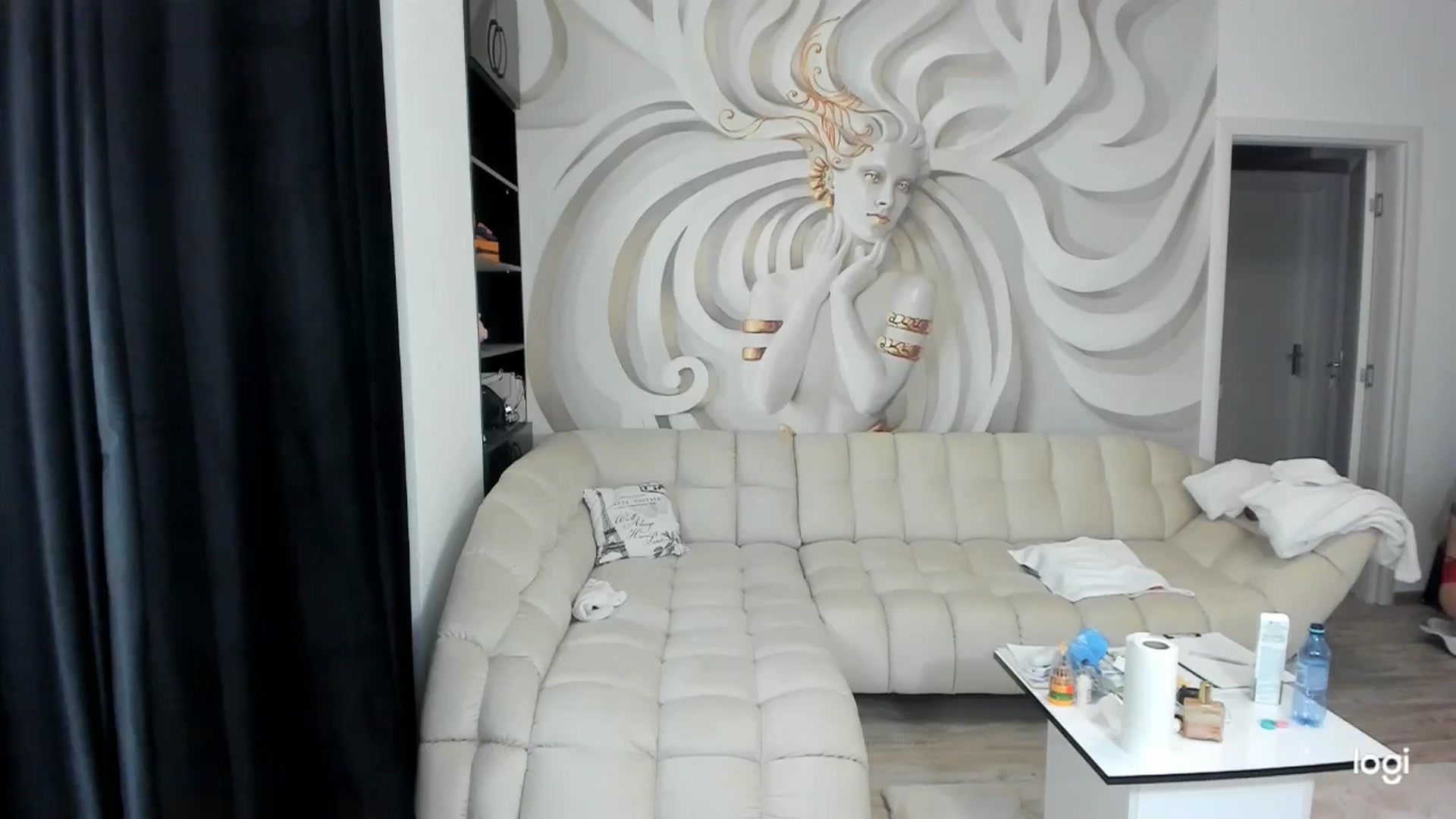 Gallery image thumbnail from HaleySweet18's myfreecams stream on, 06/02/2024, 23:35 image 8 of 20