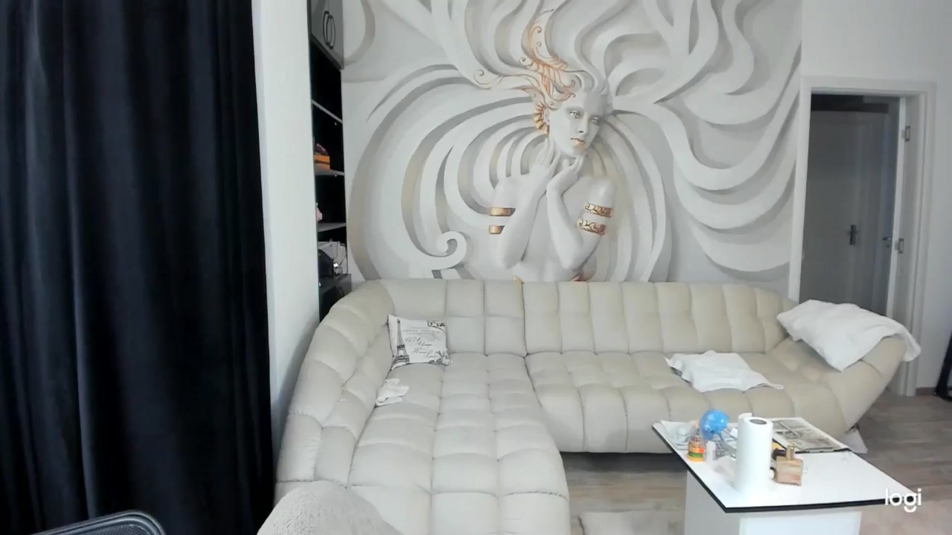 Gallery image thumbnail from HaleySweet18's myfreecams stream on, 06/04/2024, 21:29 image 7 of 20