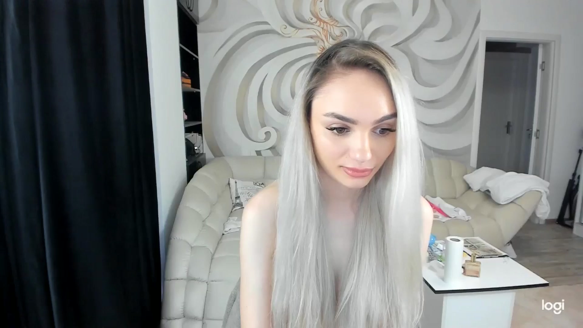 Gallery image thumbnail from HaleySweet18's myfreecams stream on, 06/05/2024, 05:36 image 3 of 20
