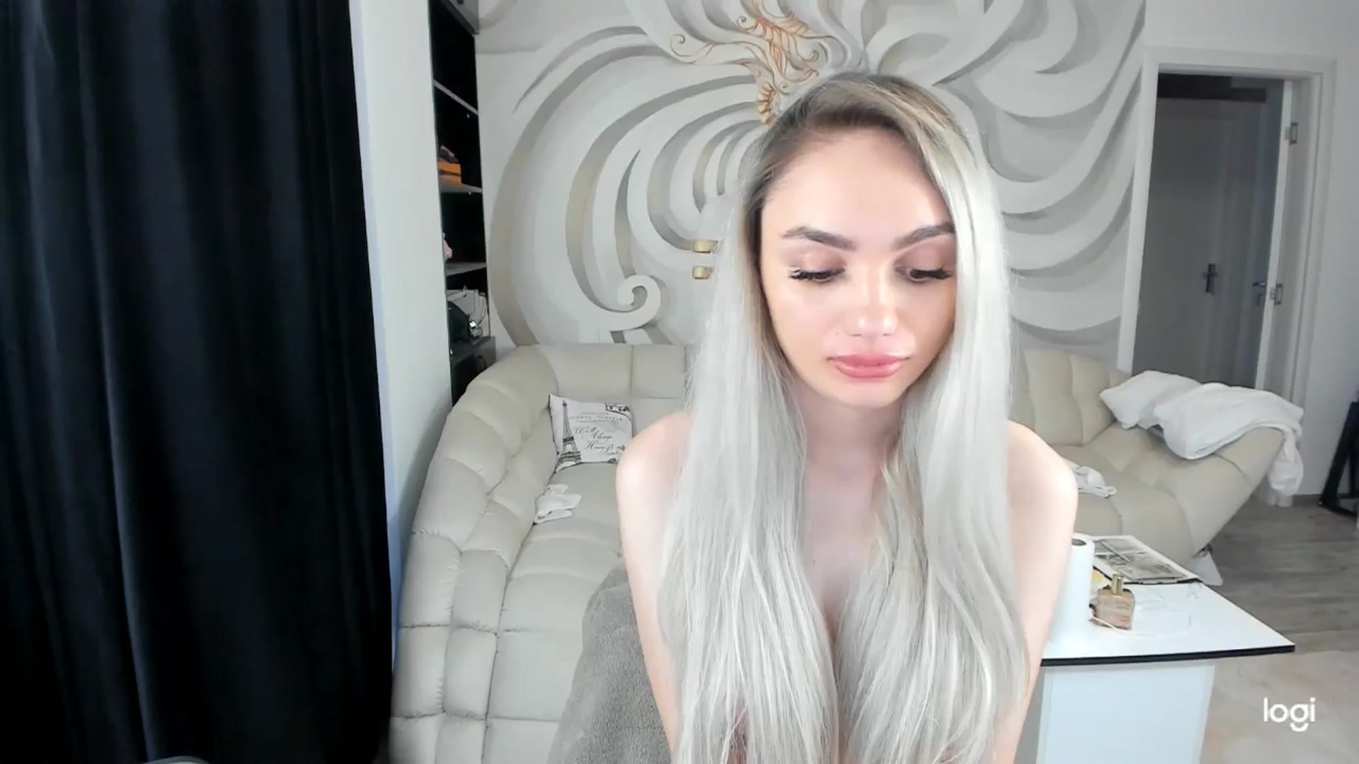 Gallery image thumbnail from HaleySweet18's myfreecams stream on, 06/05/2024, 06:13 image 11 of 20