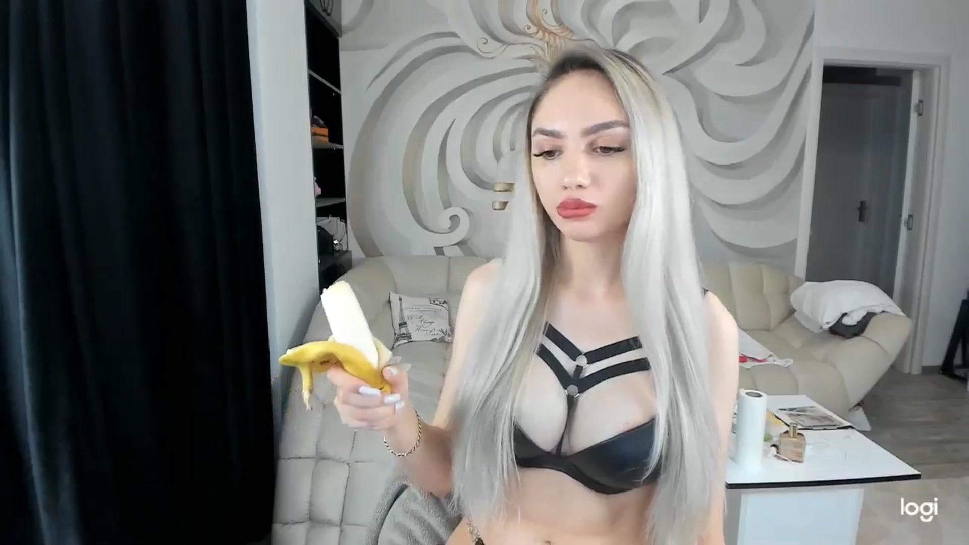 Gallery image thumbnail from HaleySweet18's myfreecams stream on, 06/05/2024, 22:14 image 6 of 20