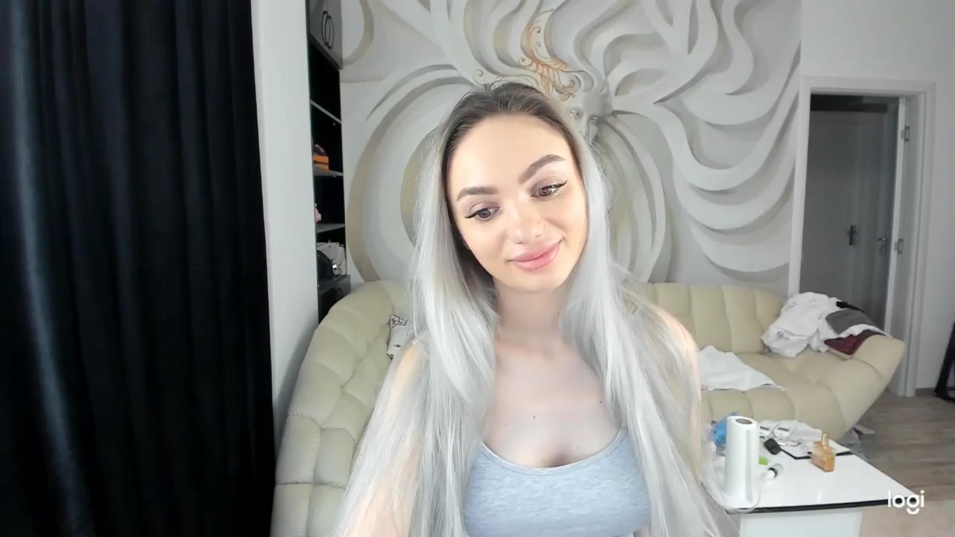 Gallery image thumbnail from HaleySweet18's myfreecams stream on, 06/12/2024, 02:18 image 14 of 20