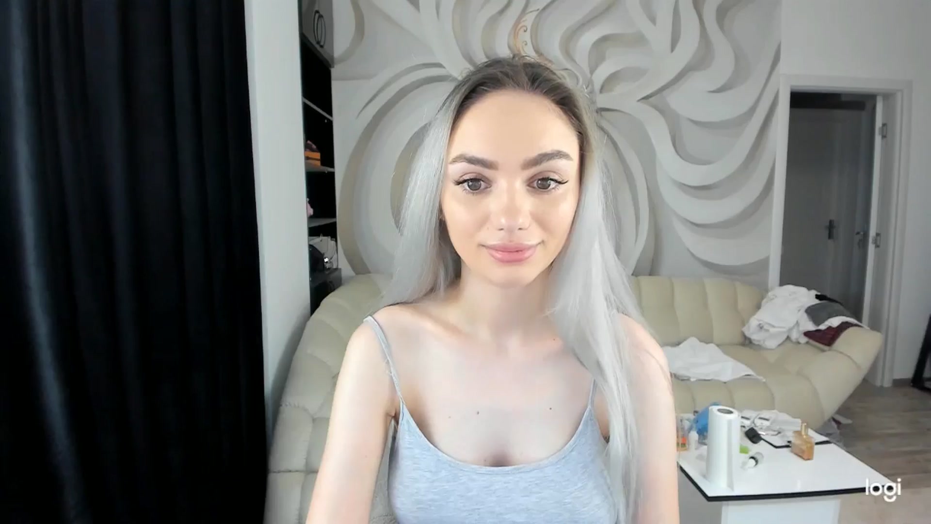 Gallery image thumbnail from HaleySweet18's myfreecams stream on, 06/12/2024, 02:18 image 2 of 20
