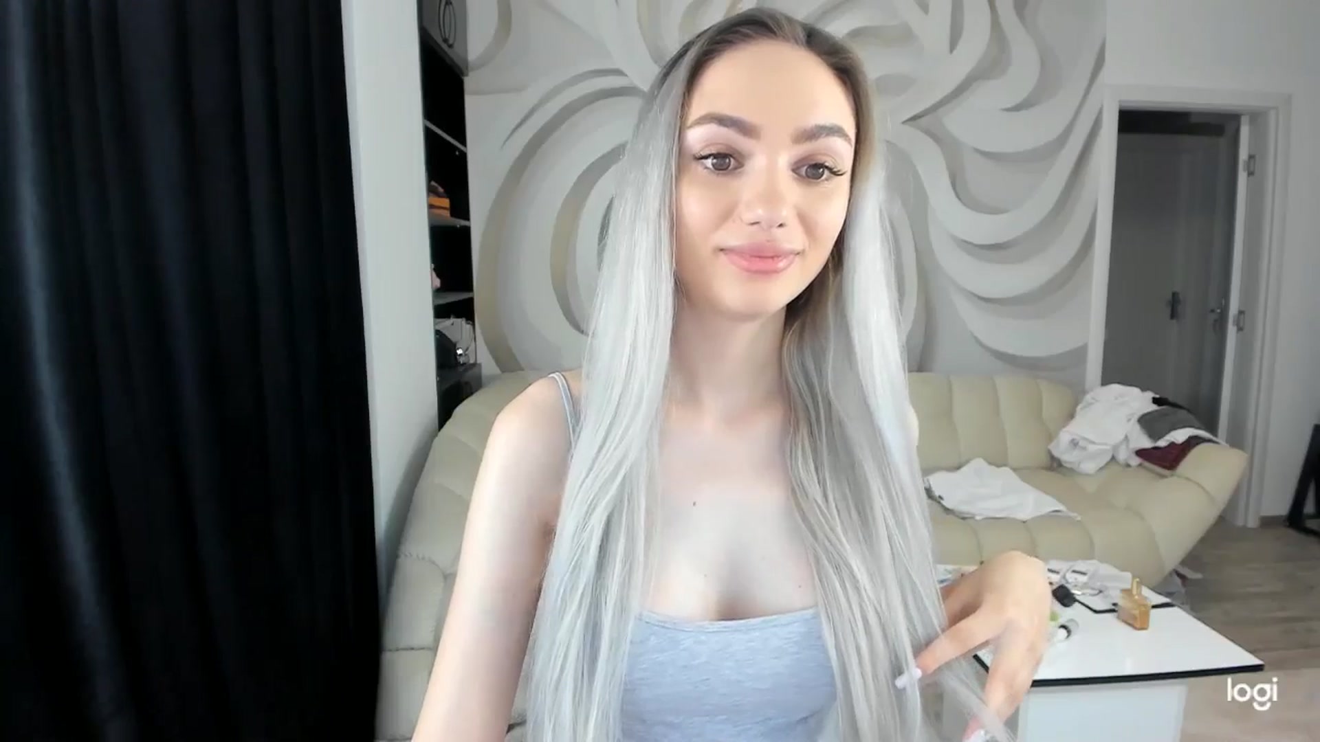 Gallery image thumbnail from HaleySweet18's myfreecams stream on, 06/12/2024, 02:54 image 17 of 20