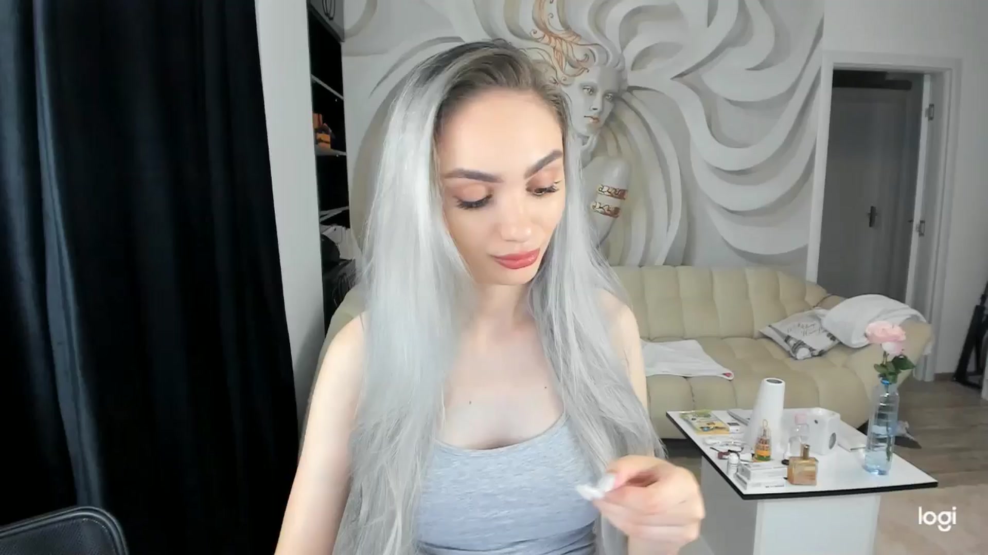 Gallery image thumbnail from HaleySweet18's myfreecams stream on, 06/16/2024, 24:04 image 1 of 20