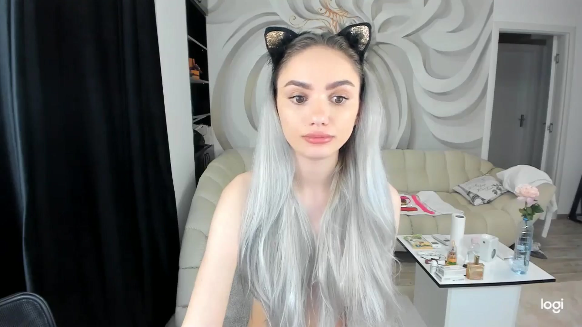 Gallery image thumbnail from HaleySweet18's myfreecams stream on, 06/16/2024, 06:13 image 4 of 20