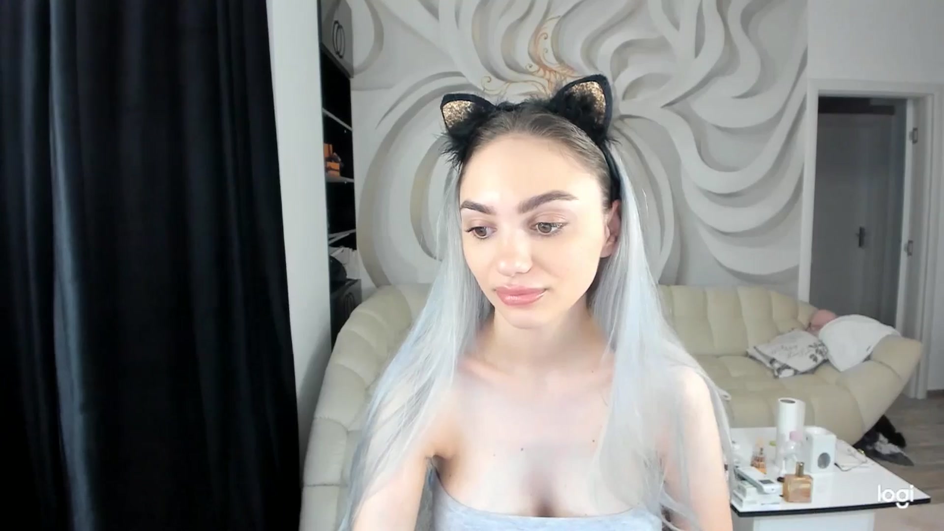 Gallery image thumbnail from HaleySweet18's myfreecams stream on, 06/20/2024, 02:28 image 5 of 20