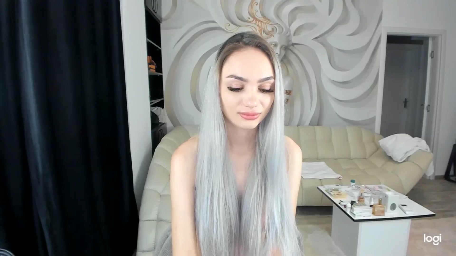 Gallery image thumbnail from HaleySweet18's myfreecams stream on, 07/03/2024, 01:55 image 16 of 20