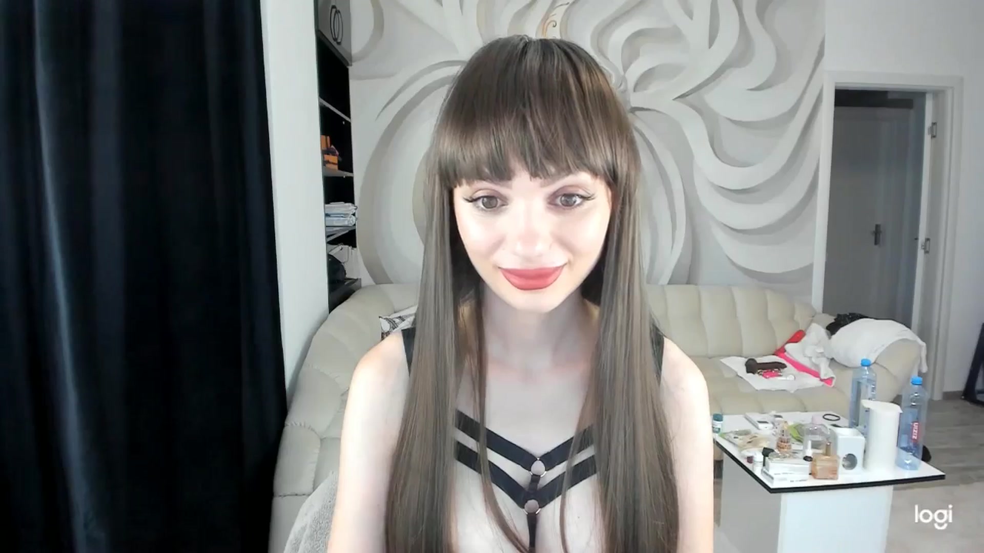 Gallery image thumbnail from HaleySweet18's myfreecams stream on, 07/13/2024, 24:04 image 7 of 20