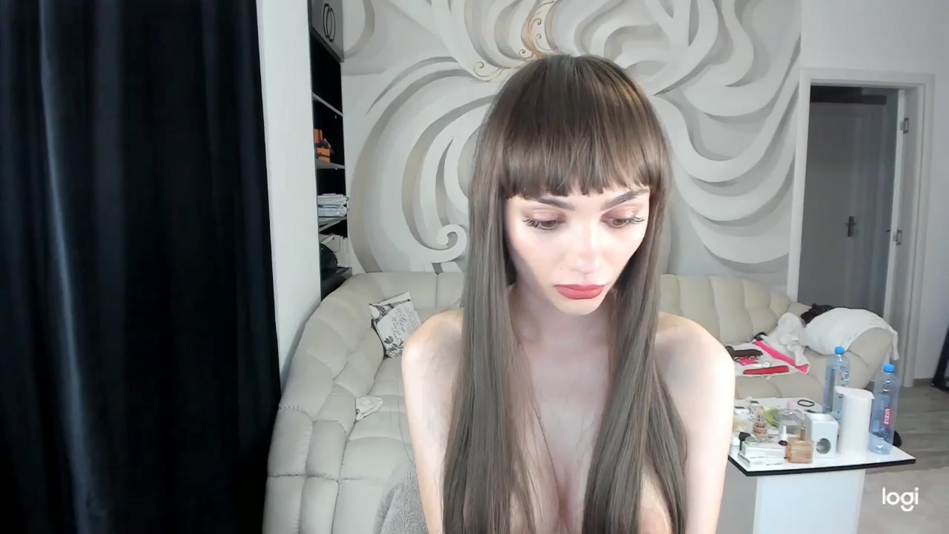 Gallery image thumbnail from HaleySweet18's myfreecams stream on, 07/13/2024, 01:11 image 17 of 20