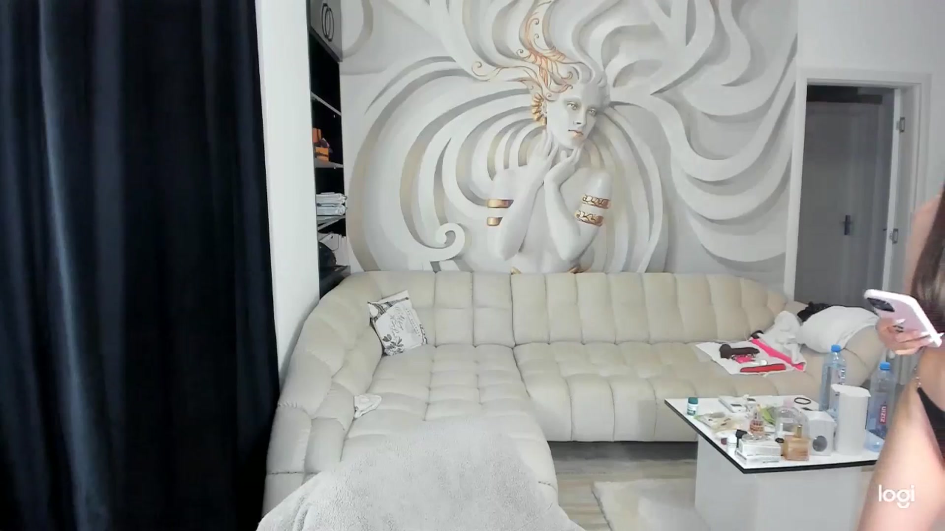 Gallery image thumbnail from HaleySweet18's myfreecams stream on, 07/13/2024, 01:11 image 16 of 20