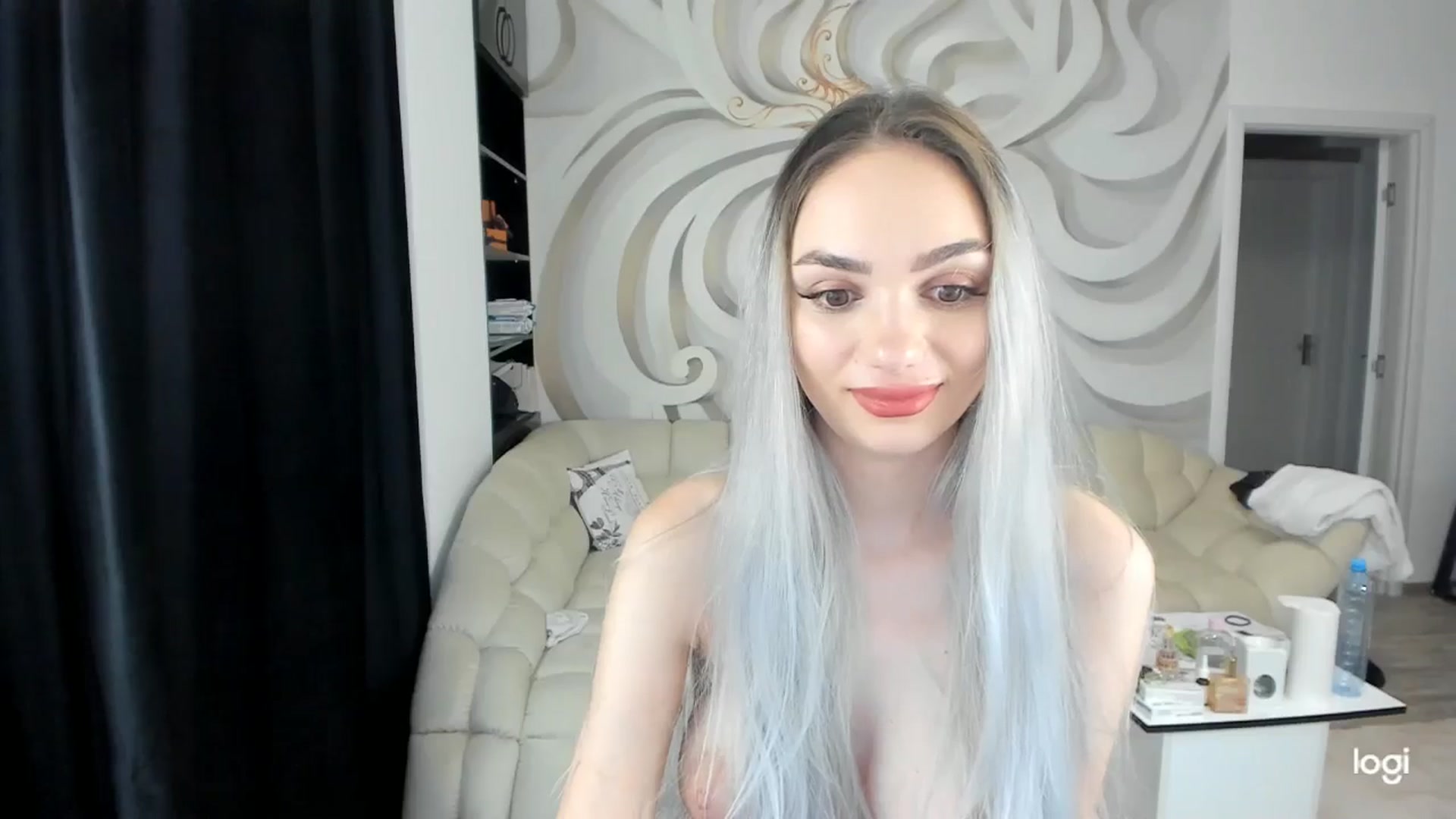 Gallery image thumbnail from HaleySweet18's myfreecams stream on, 07/13/2024, 03:57 image 11 of 20