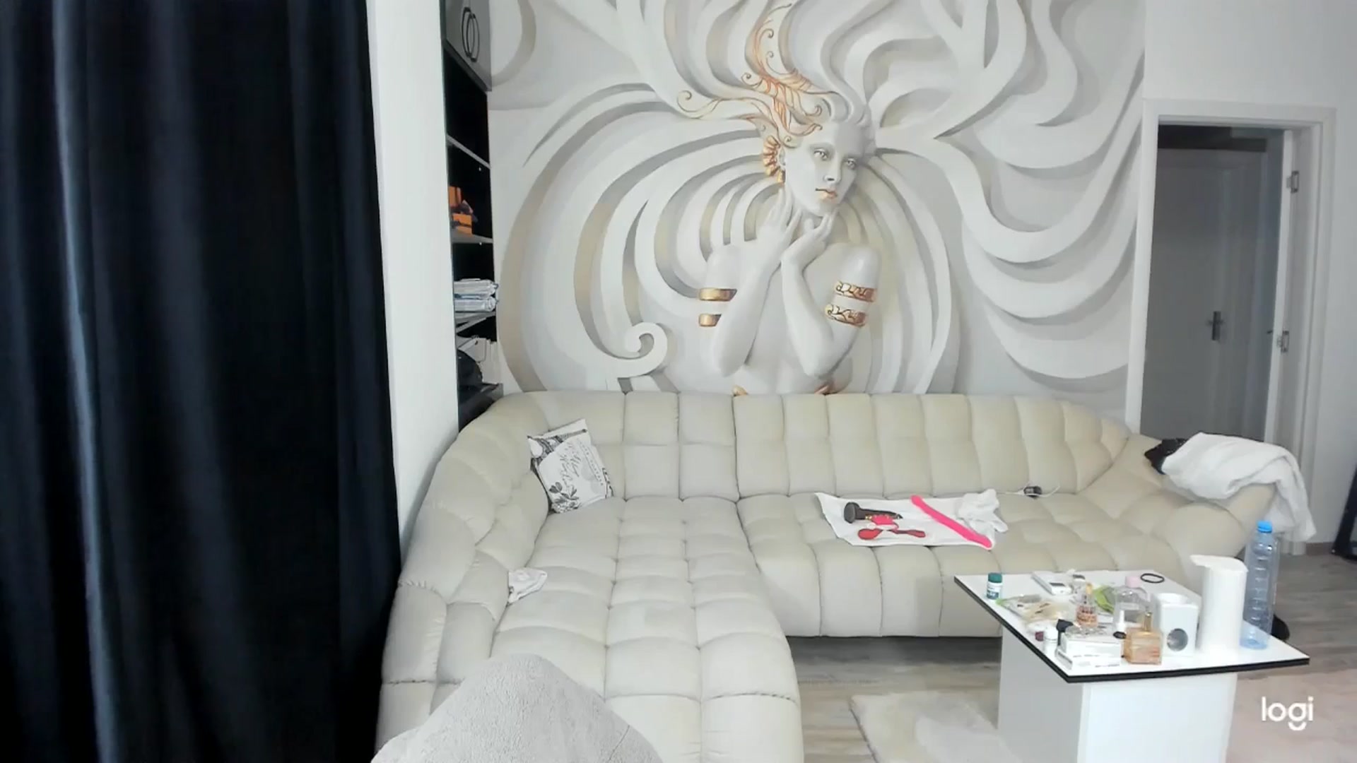 Gallery image thumbnail from HaleySweet18's myfreecams stream on, 07/13/2024, 04:36 image 18 of 20