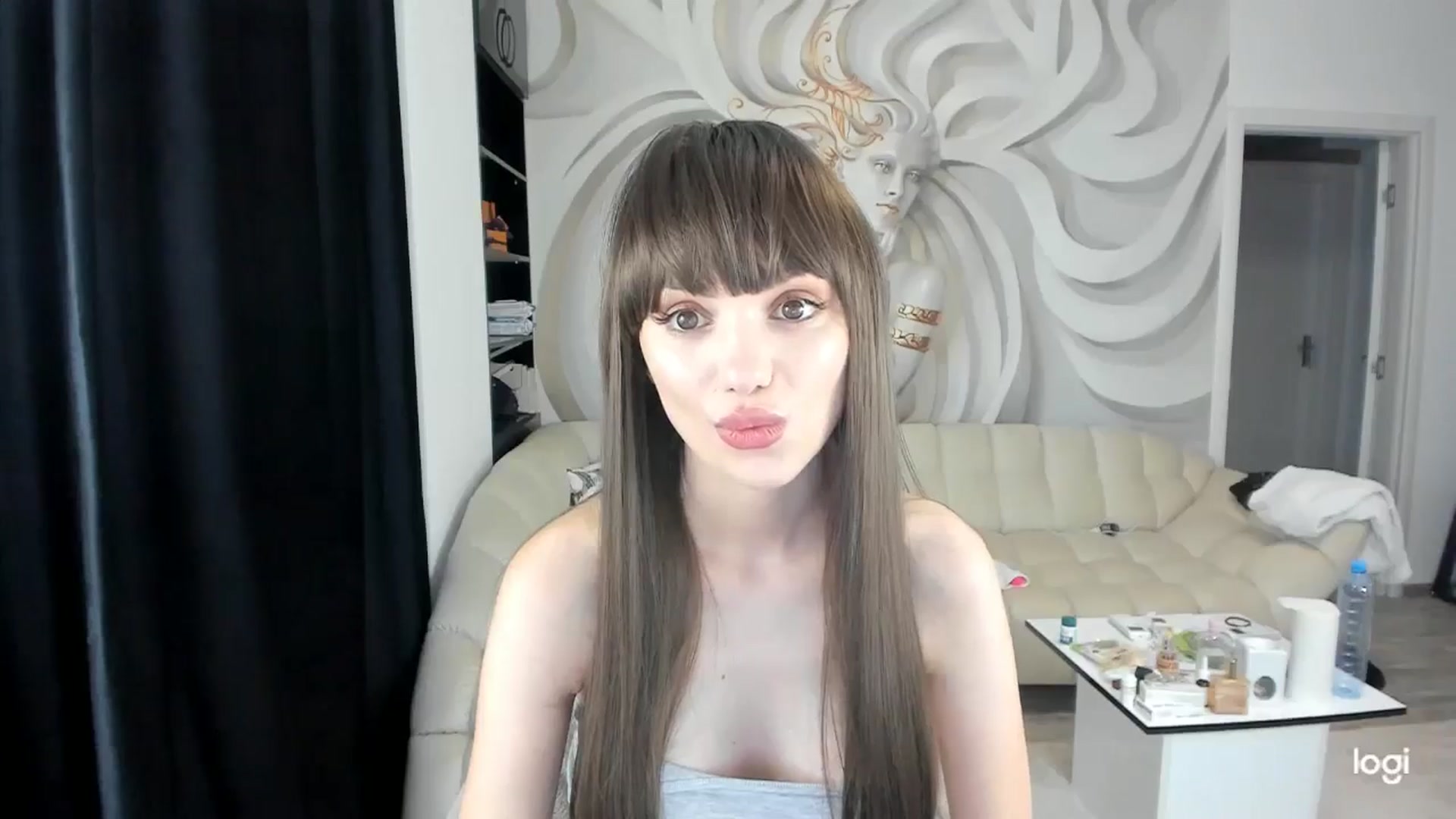 Gallery image thumbnail from HaleySweet18's myfreecams stream on, 07/13/2024, 21:51 image 19 of 20