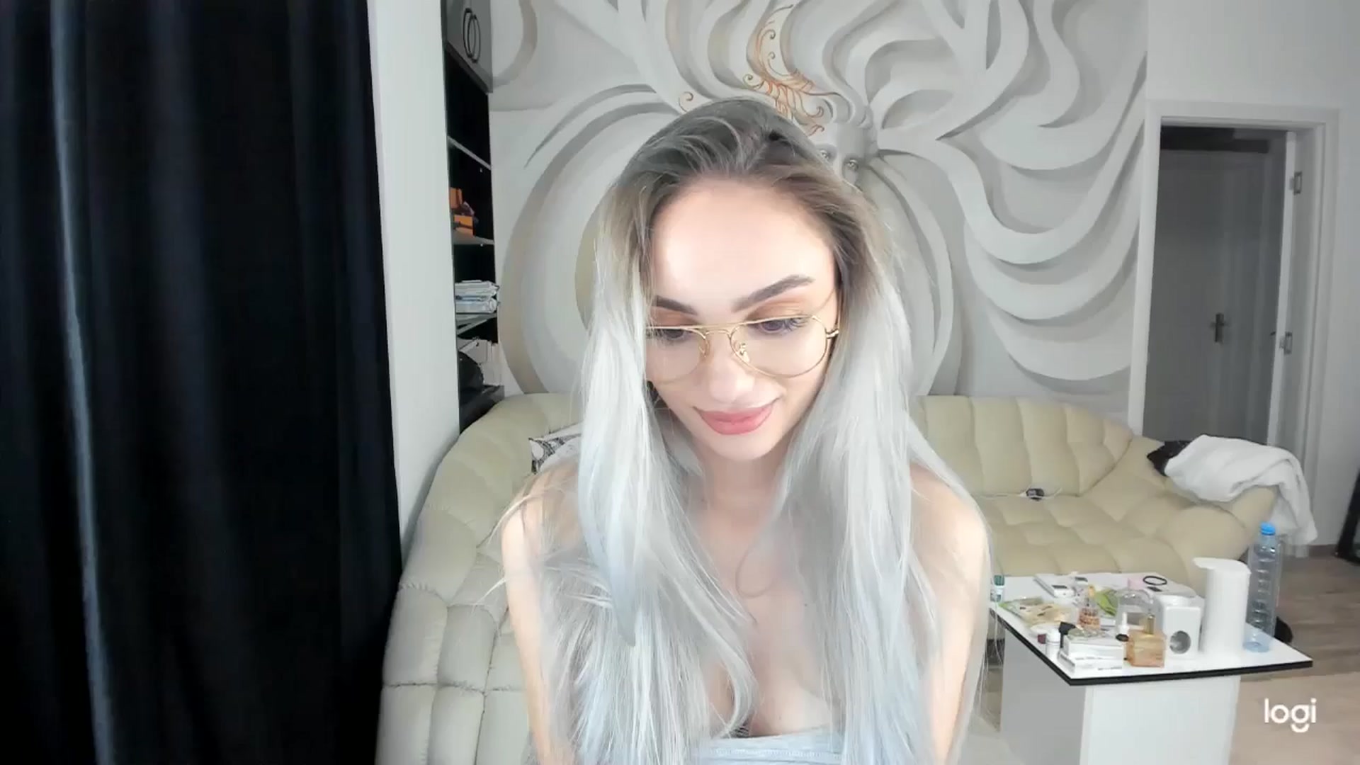 Gallery image thumbnail from HaleySweet18's myfreecams stream on, 07/13/2024, 22:33 image 5 of 20