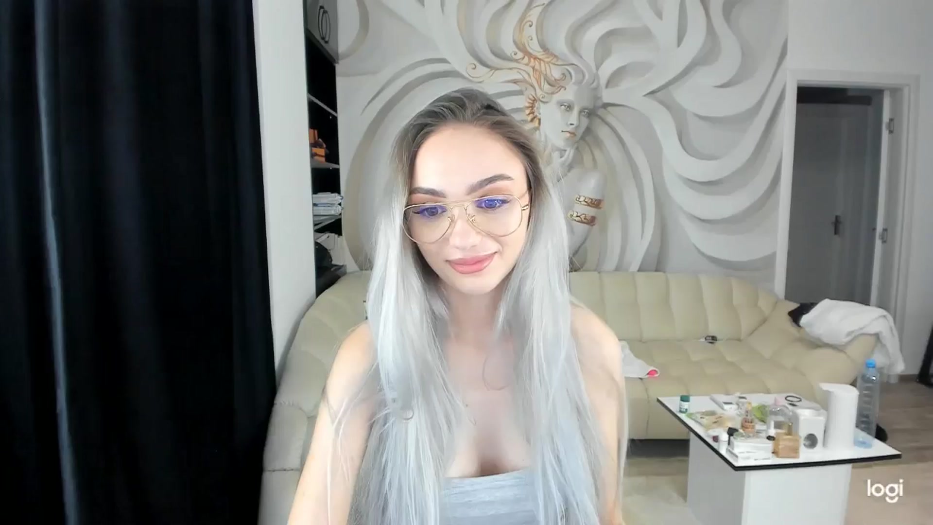 Gallery image thumbnail from HaleySweet18's myfreecams stream on, 07/13/2024, 22:33 image 13 of 20