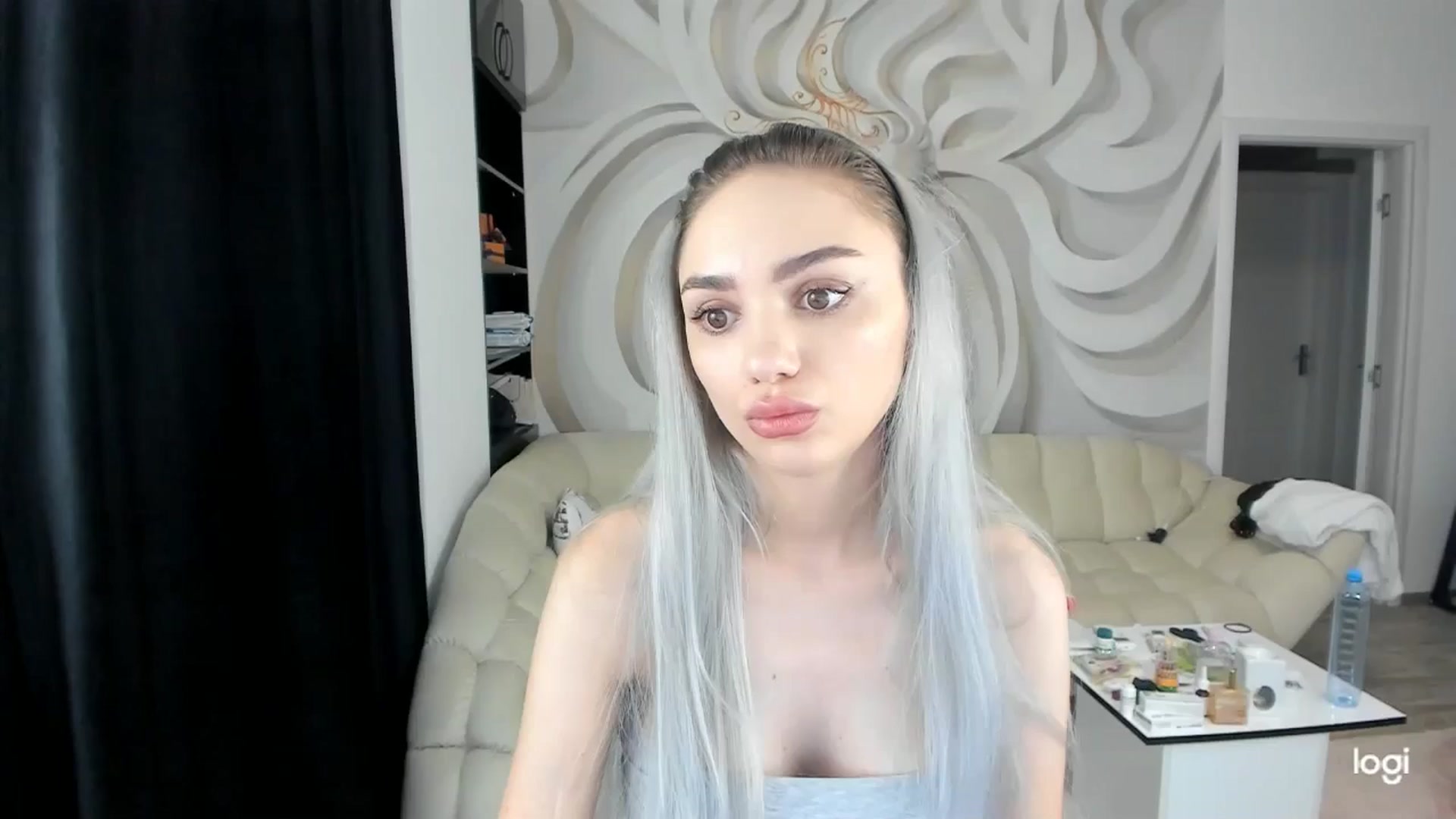 Gallery image thumbnail from HaleySweet18's myfreecams stream on, 07/15/2024, 23:57 image 6 of 20