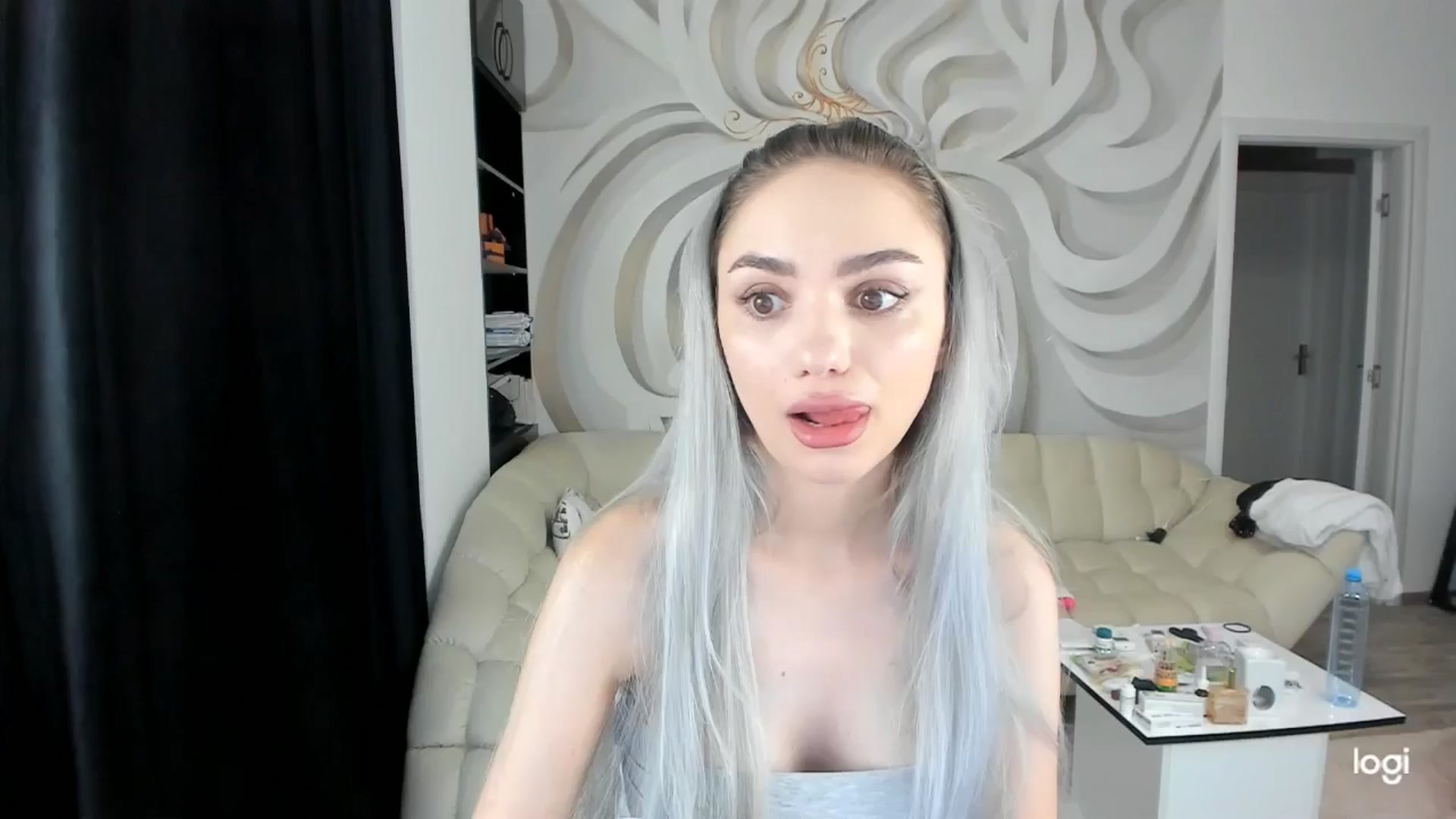Gallery image thumbnail from HaleySweet18's myfreecams stream on, 07/15/2024, 23:57 image 5 of 20