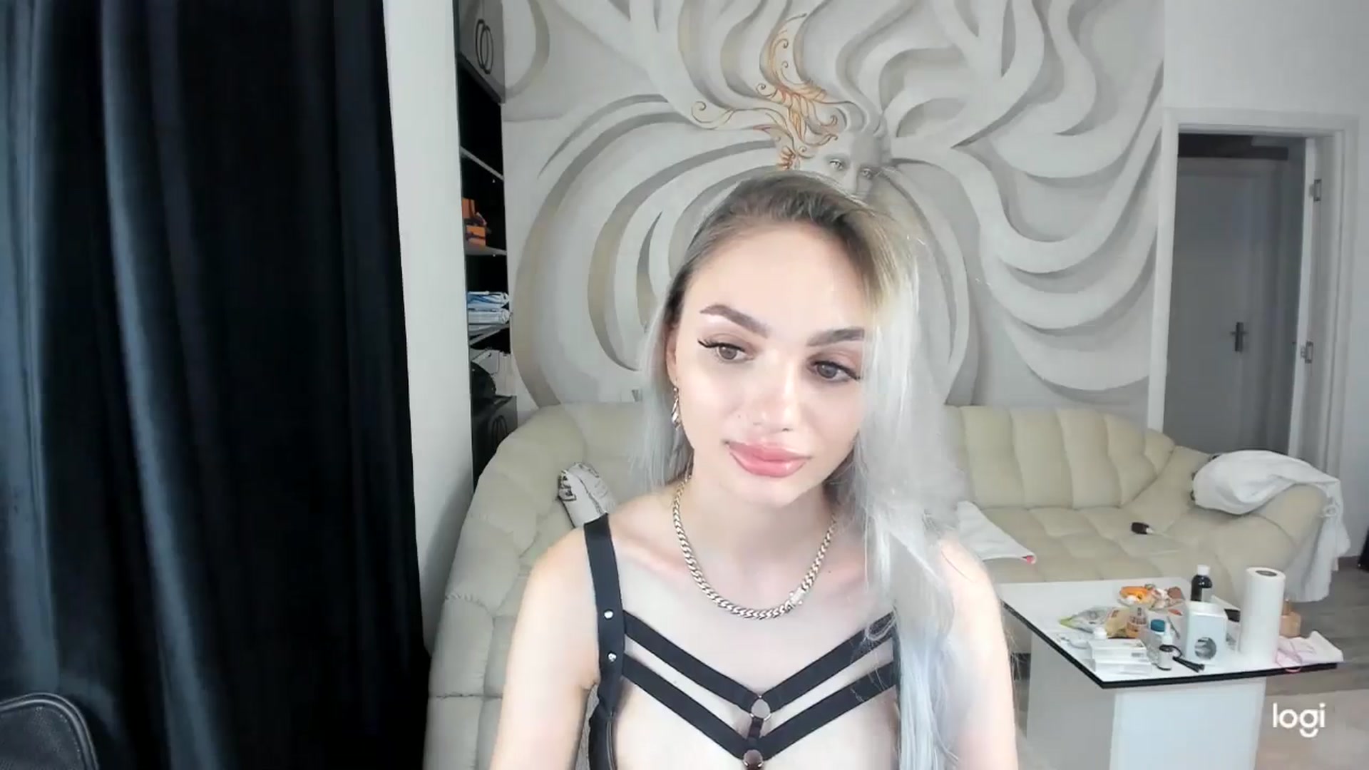 Gallery image thumbnail from HaleySweet18's myfreecams stream on, 07/20/2024, 06:29 image 16 of 20
