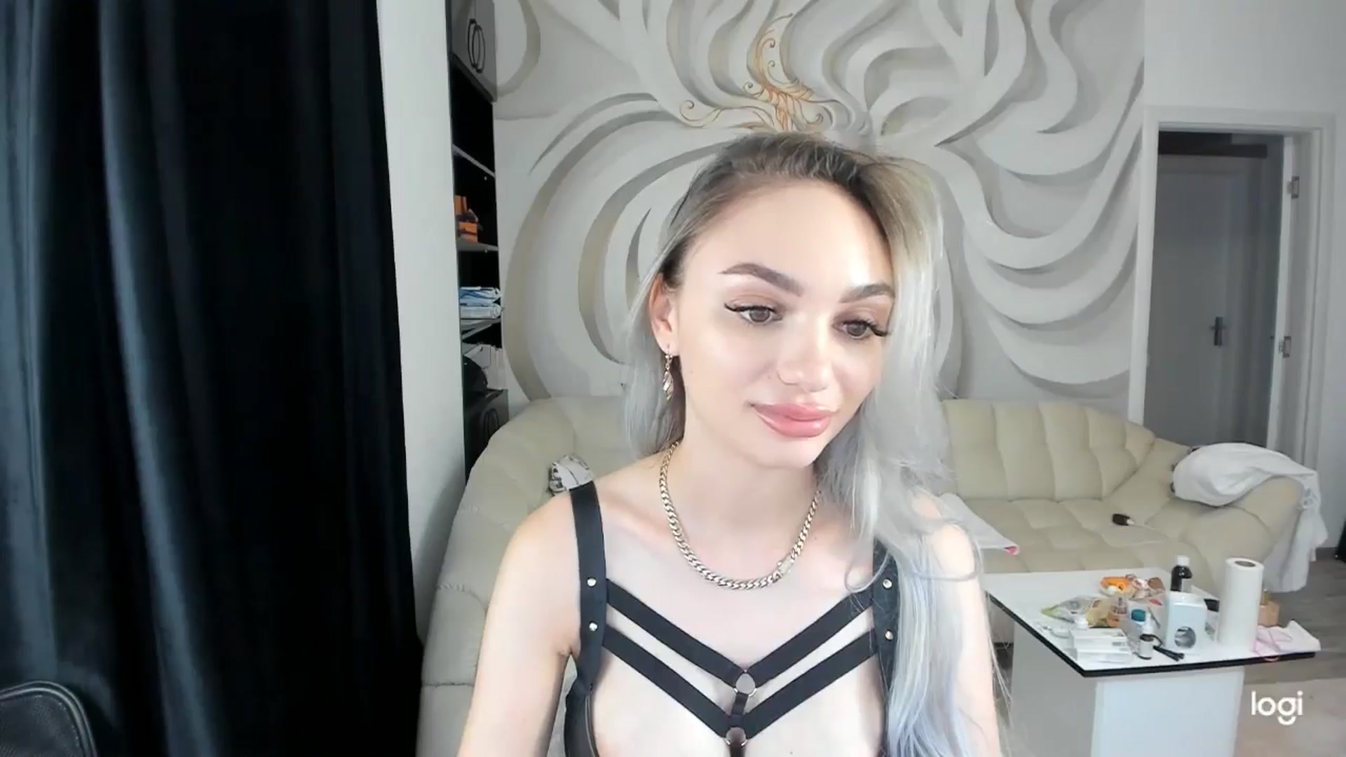 Gallery image thumbnail from HaleySweet18's myfreecams stream on, 07/20/2024, 06:29 image 15 of 20